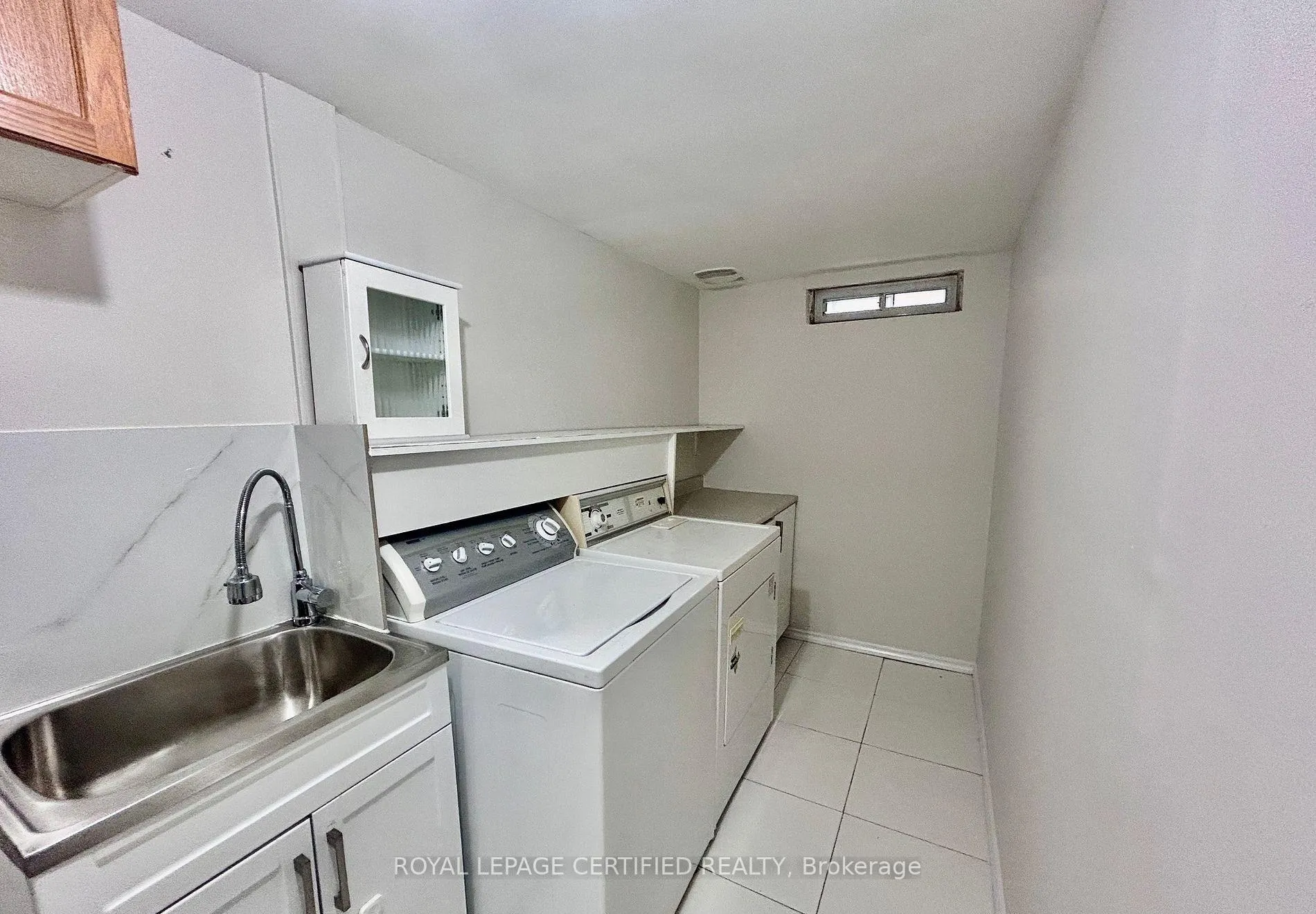 Photo 16 of Unit Bsmt, 961 Stargazer Drive, Mississauga, East Credit — HOMEH