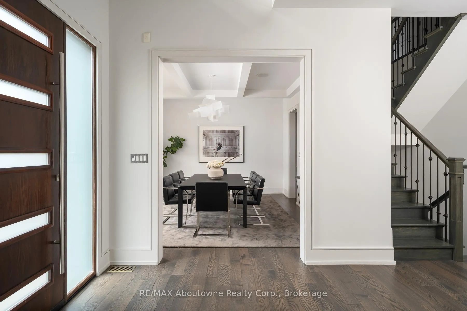 Photo 5 of 1025 Bridge Road, Oakville, West — HOMEH