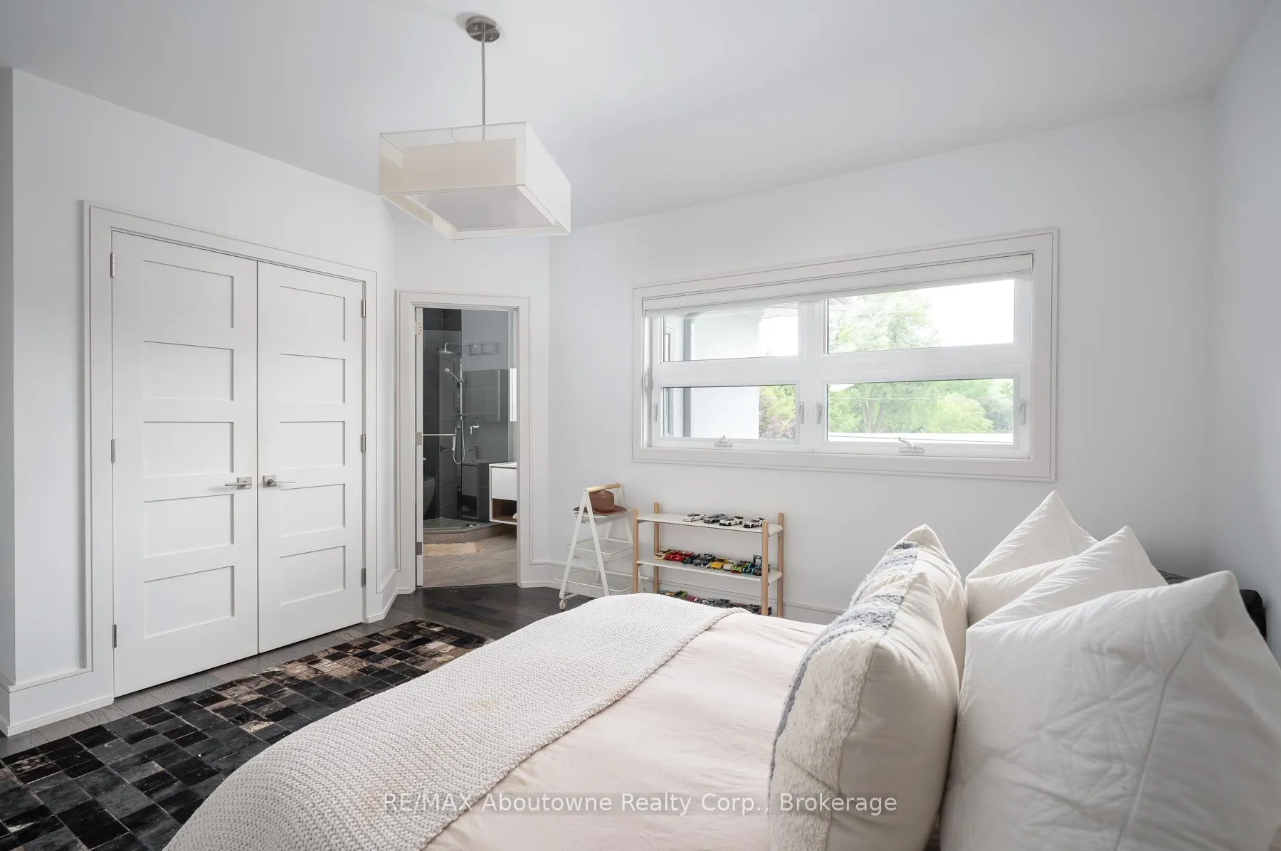 Photo 34 of 1025 Bridge Road, Oakville, West — HOMEH