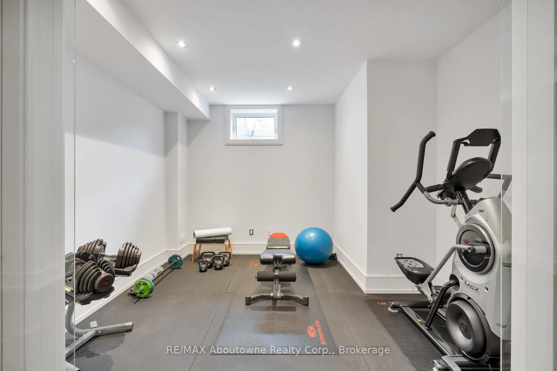 Photo 41 of 1025 Bridge Road, Oakville, West — HOMEH