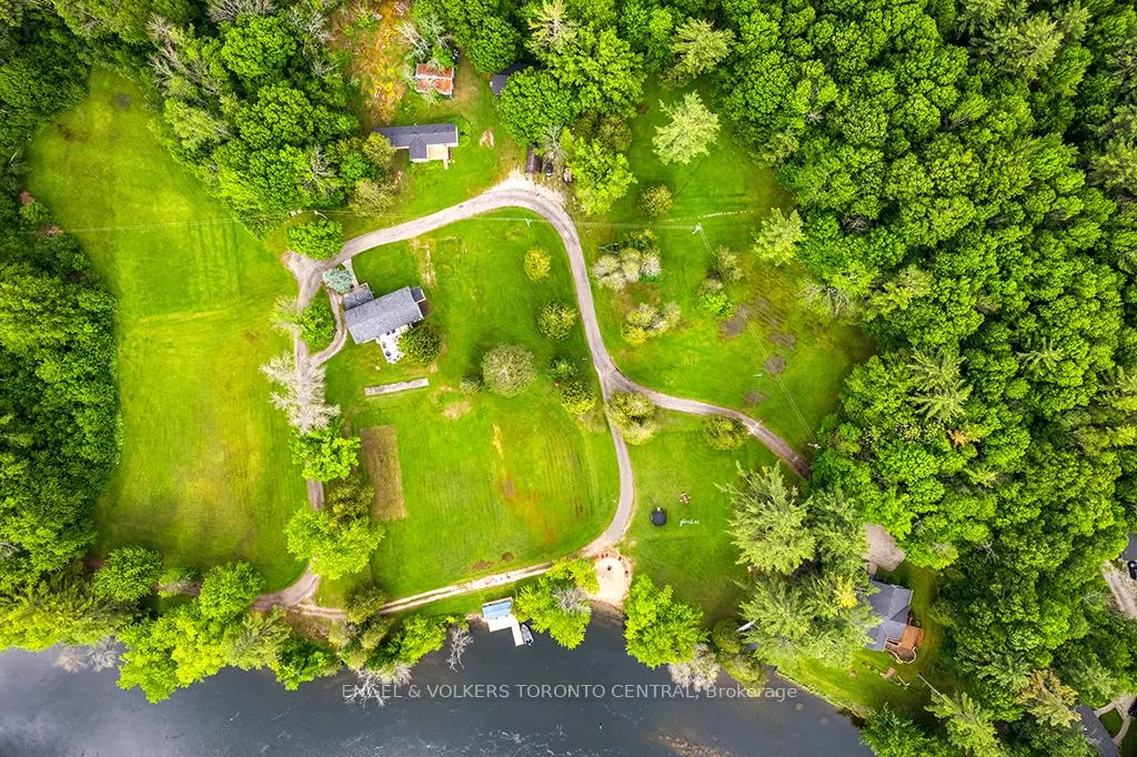 Photo 2 of 1629 Canning Road, Gravenhurst, Morrison — HOMEH