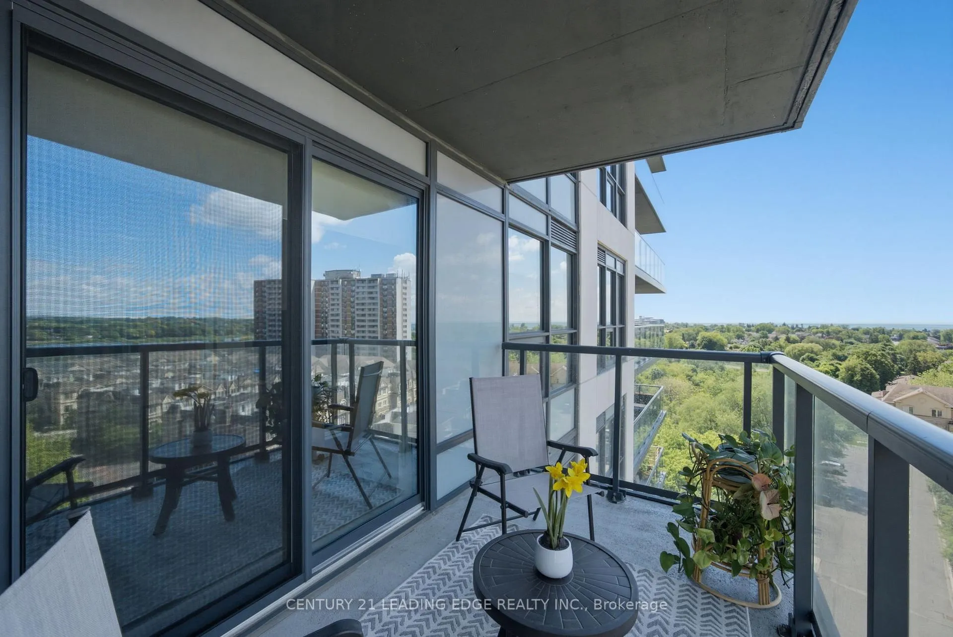 Photo 9 of Unit 908, 1255 Bayly Street, Pickering, Bay Ridges — HOMEH