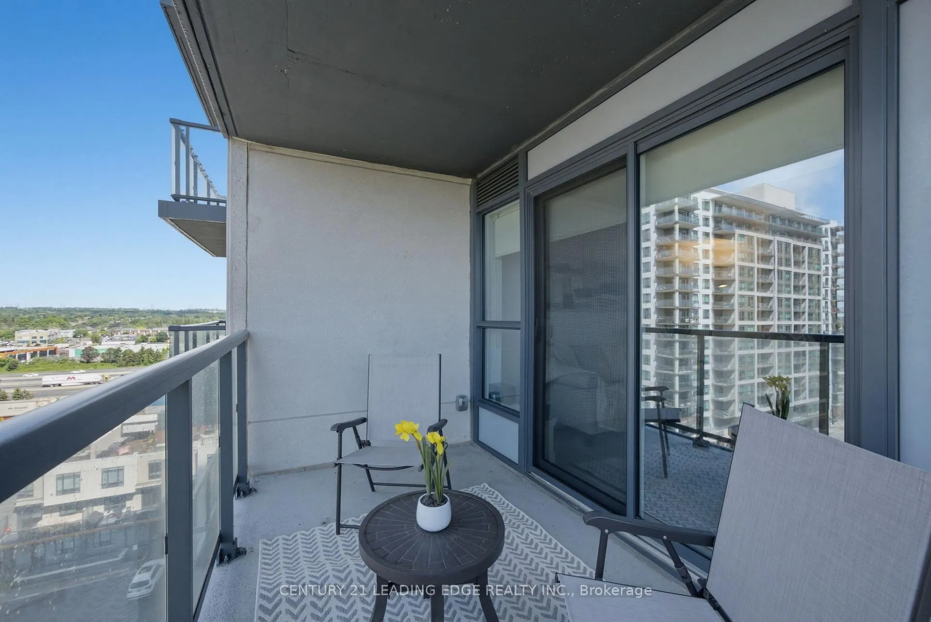 Photo 11 of Unit 908, 1255 Bayly Street, Pickering, Bay Ridges — HOMEH
