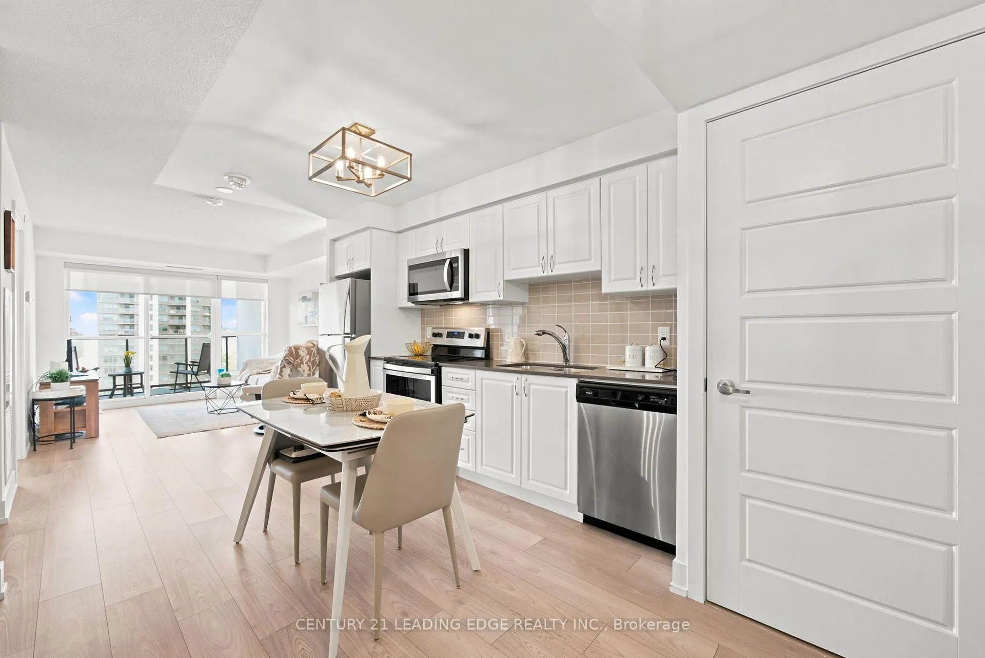 Photo 14 of Unit 908, 1255 Bayly Street, Pickering, Bay Ridges — HOMEH