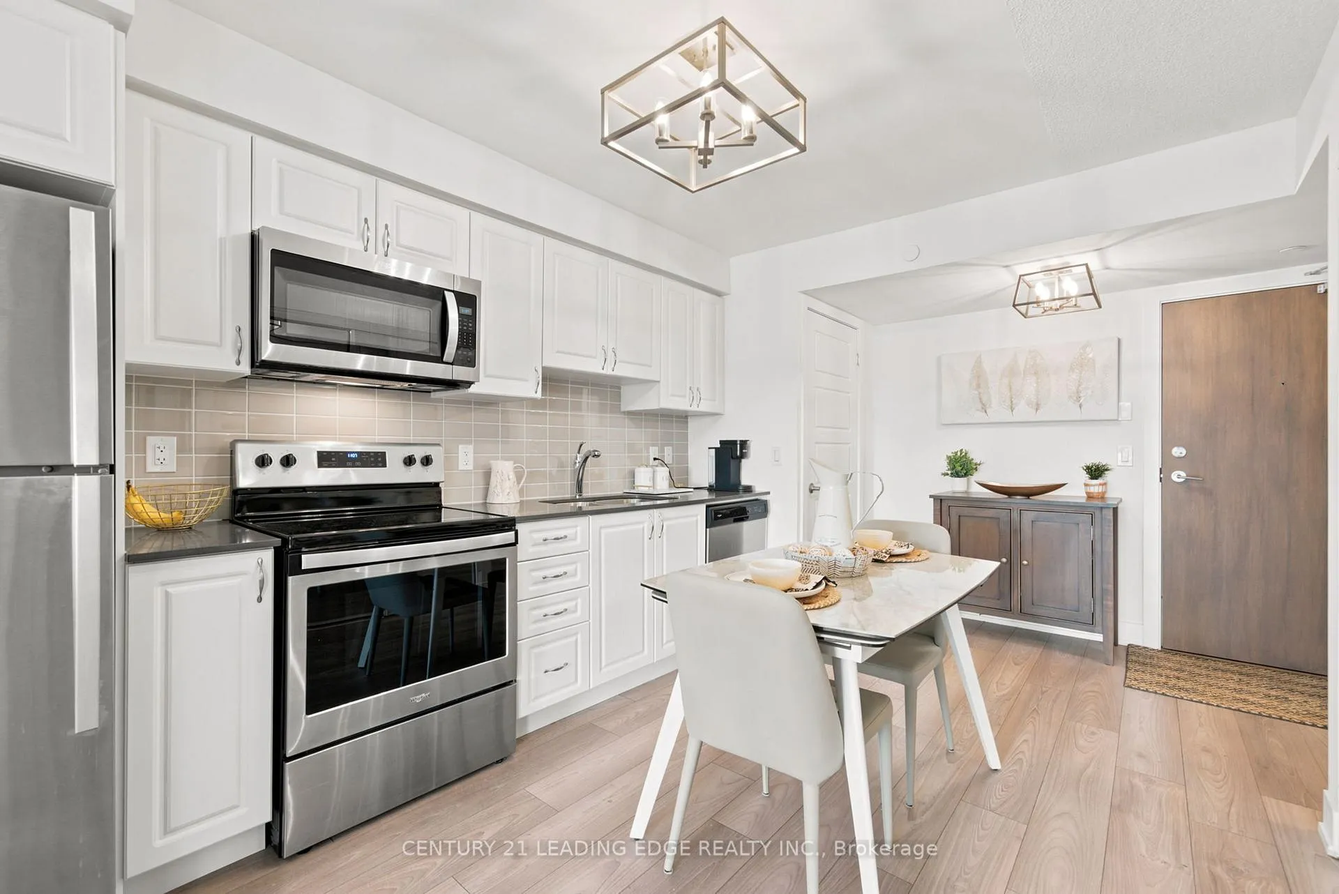 Photo 16 of Unit 908, 1255 Bayly Street, Pickering, Bay Ridges — HOMEH