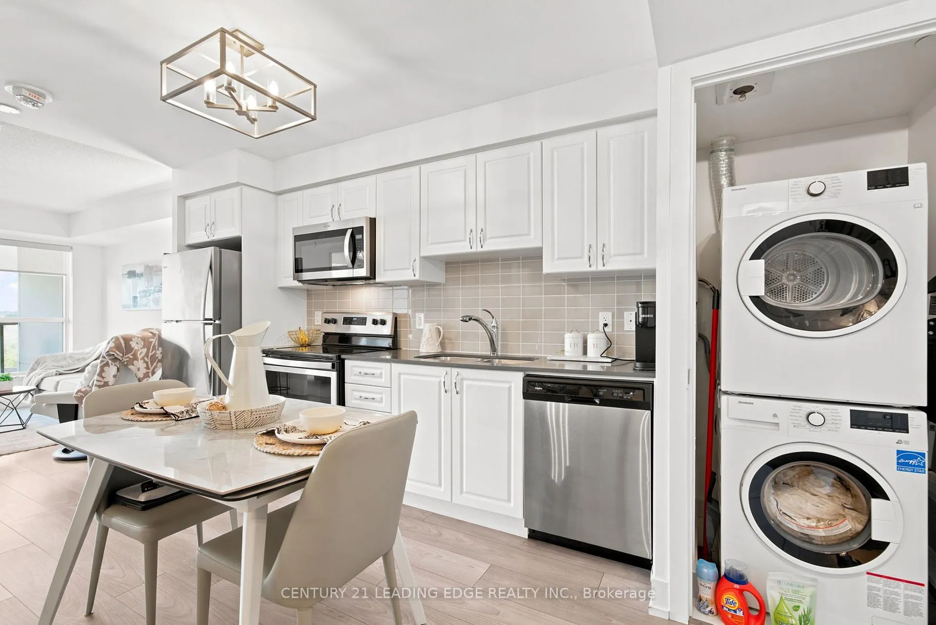 Photo 17 of Unit 908, 1255 Bayly Street, Pickering, Bay Ridges — HOMEH