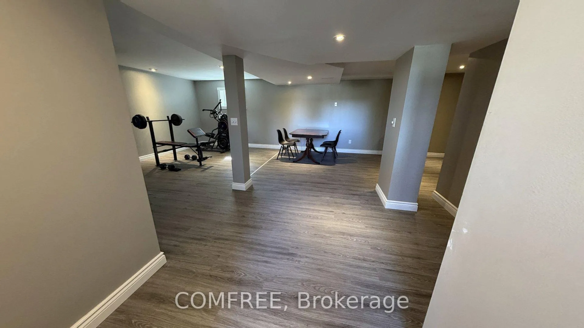 Photo 19 of 9 Birdie Court, Wasaga Beach — HOMEH