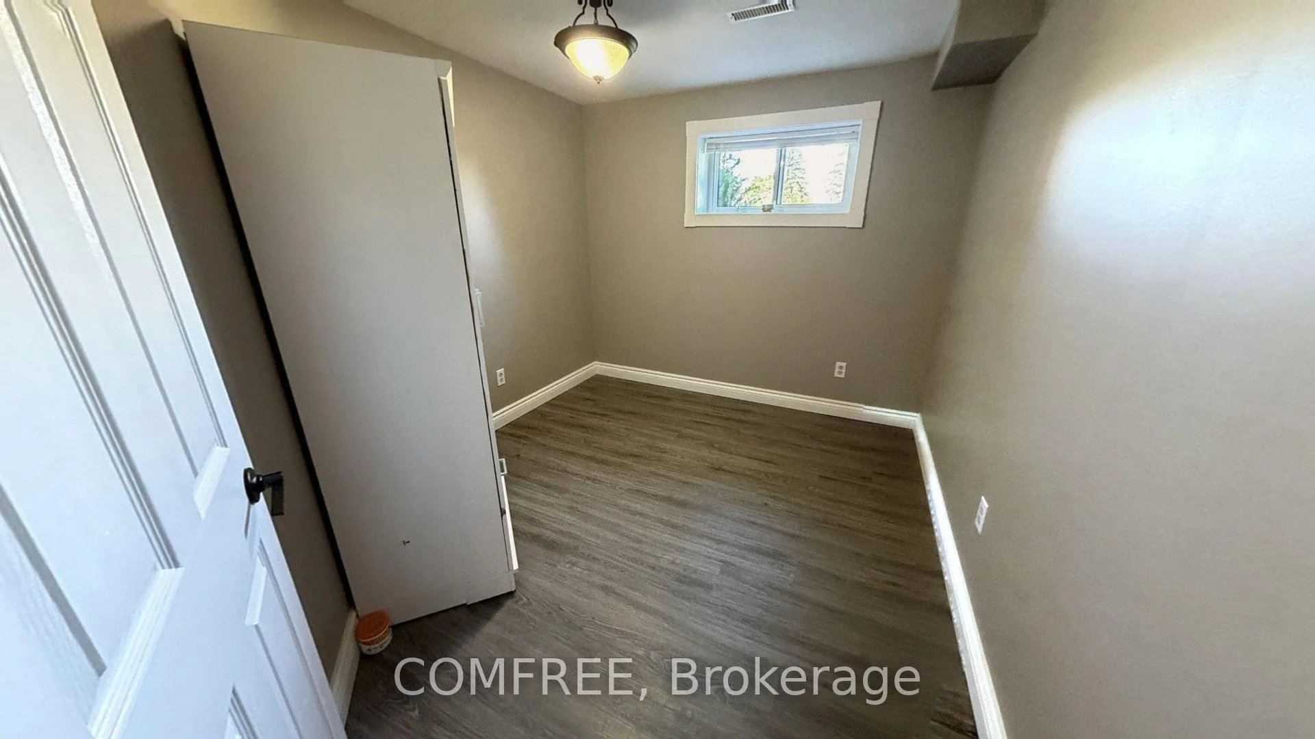 Photo 25 of 9 Birdie Court, Wasaga Beach — HOMEH