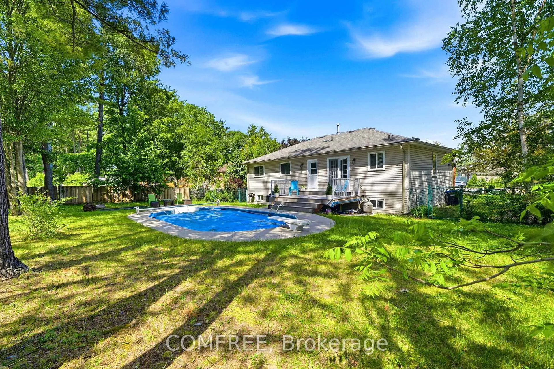 Photo 31 of 9 Birdie Court, Wasaga Beach — HOMEH