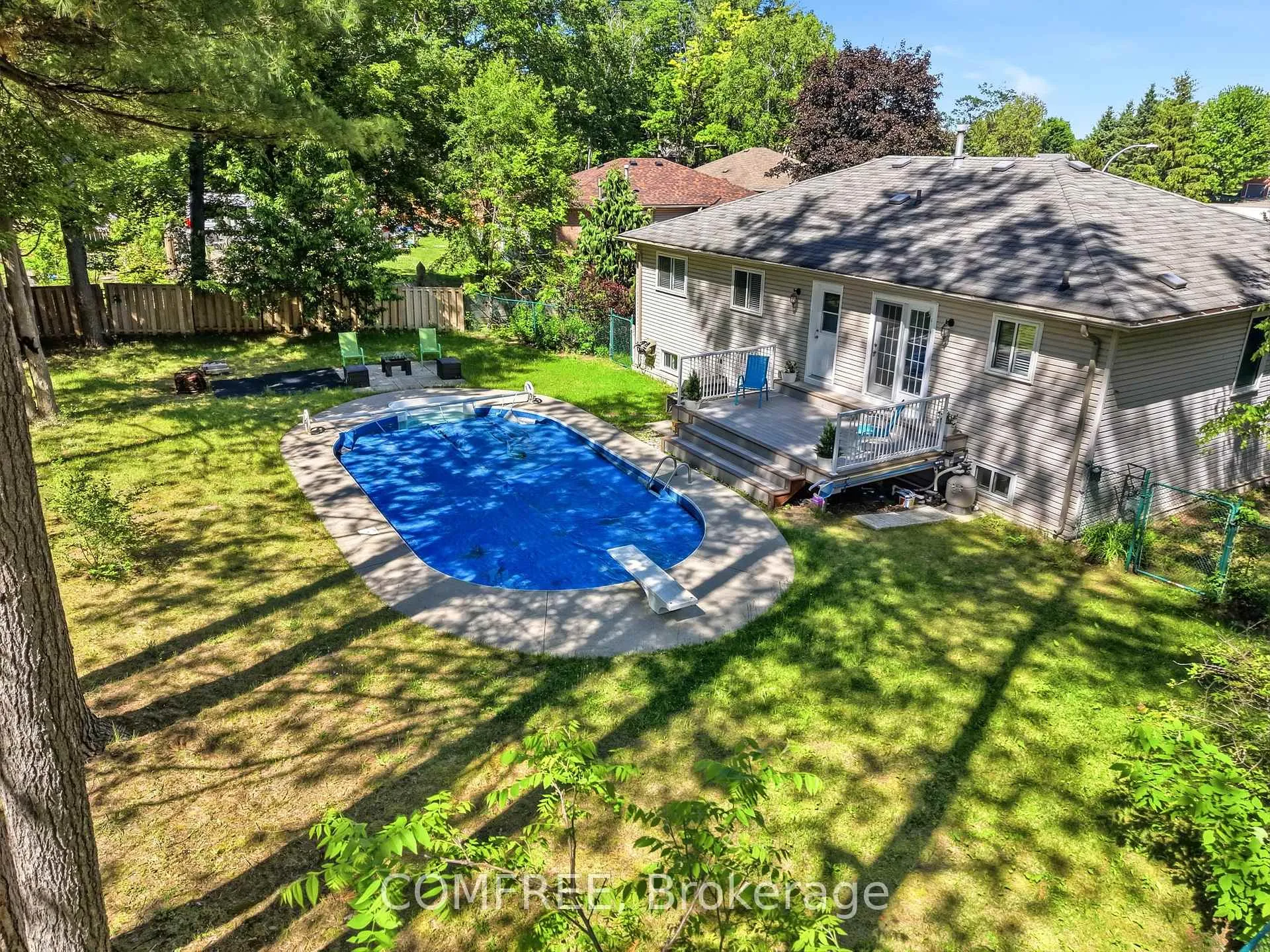 Photo 32 of 9 Birdie Court, Wasaga Beach — HOMEH