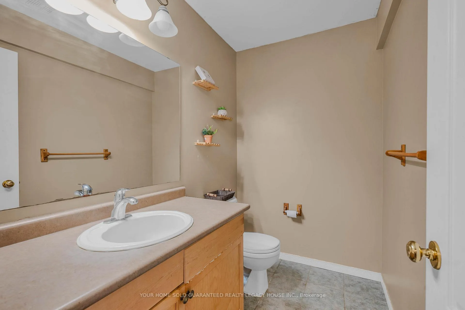 Photo 33 of 29 Cameron Court, Orangeville — HOMEH