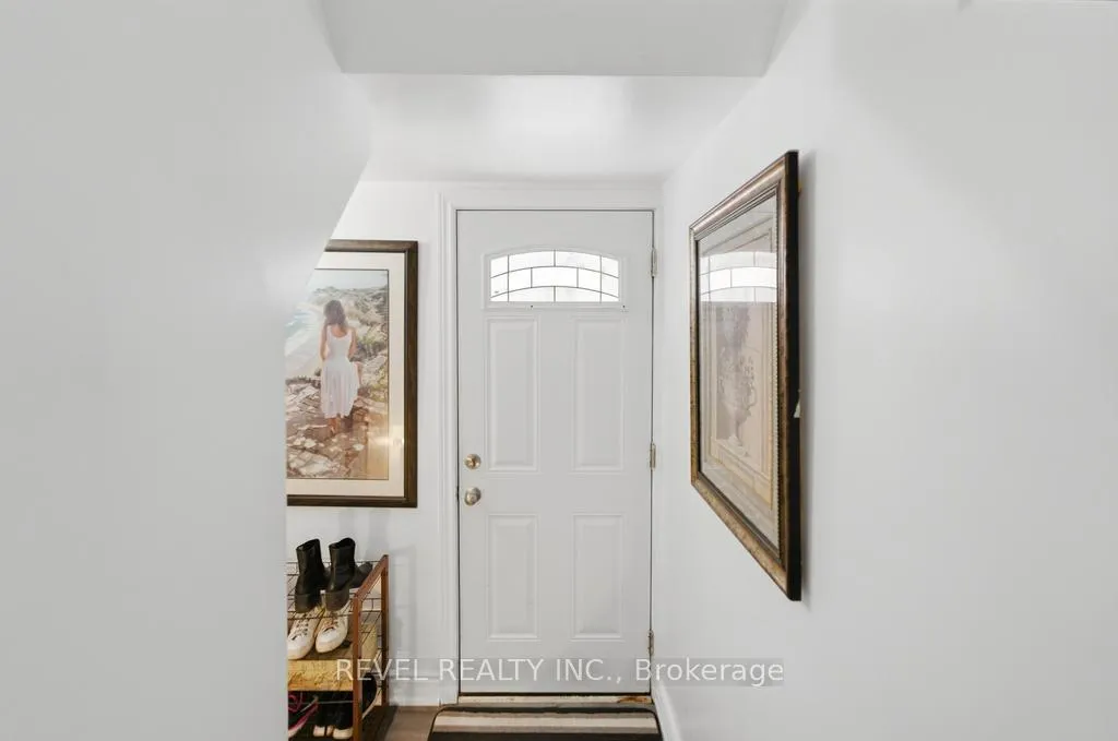 Photo 24 of 44 Jefferson Avenue, Hamilton, Bartonville — HOMEH