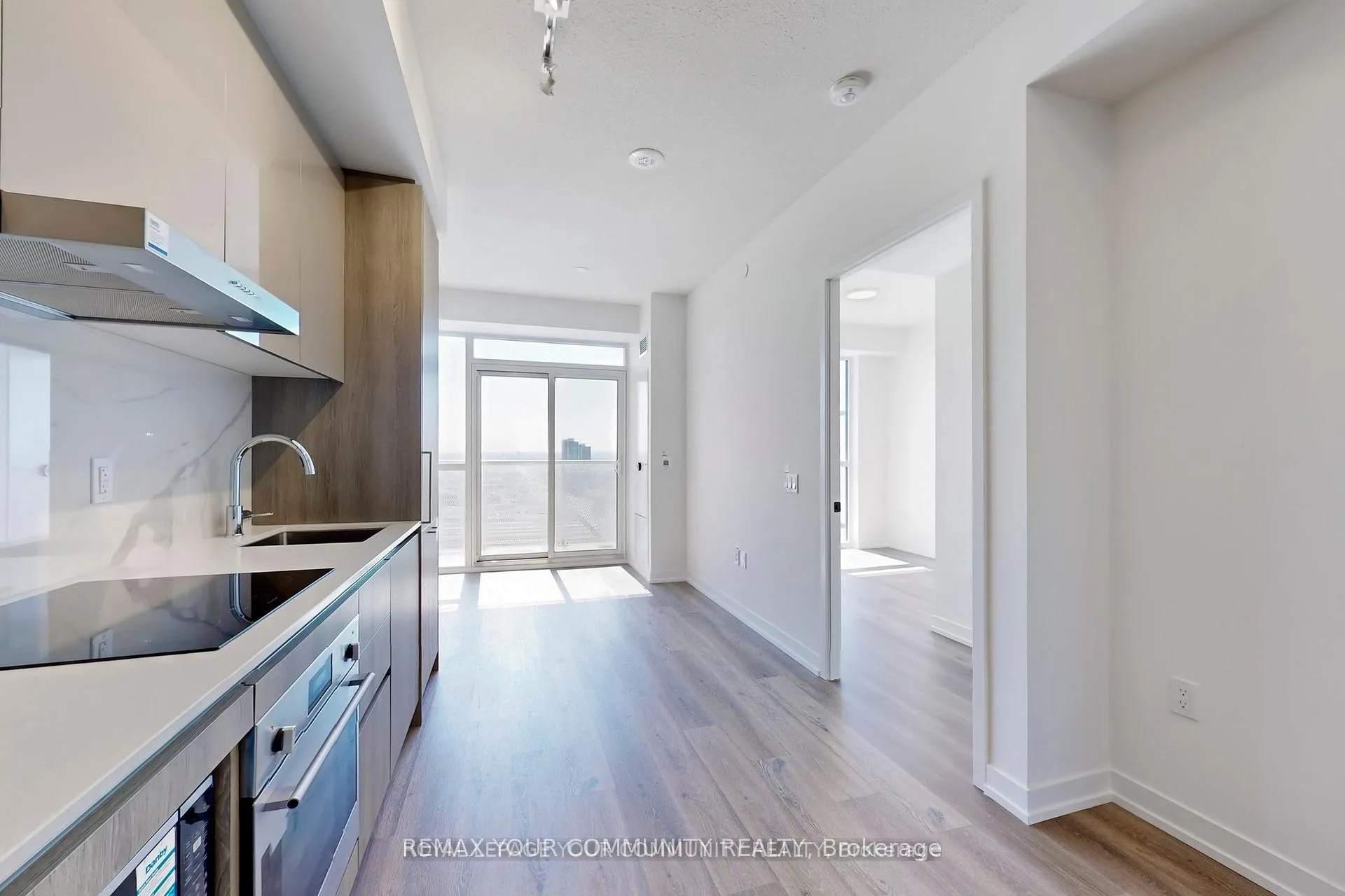 Photo 15 of Unit 2807, 225 Commerce Street, Vaughan, Vaughan Corporate Centre — HOMEH