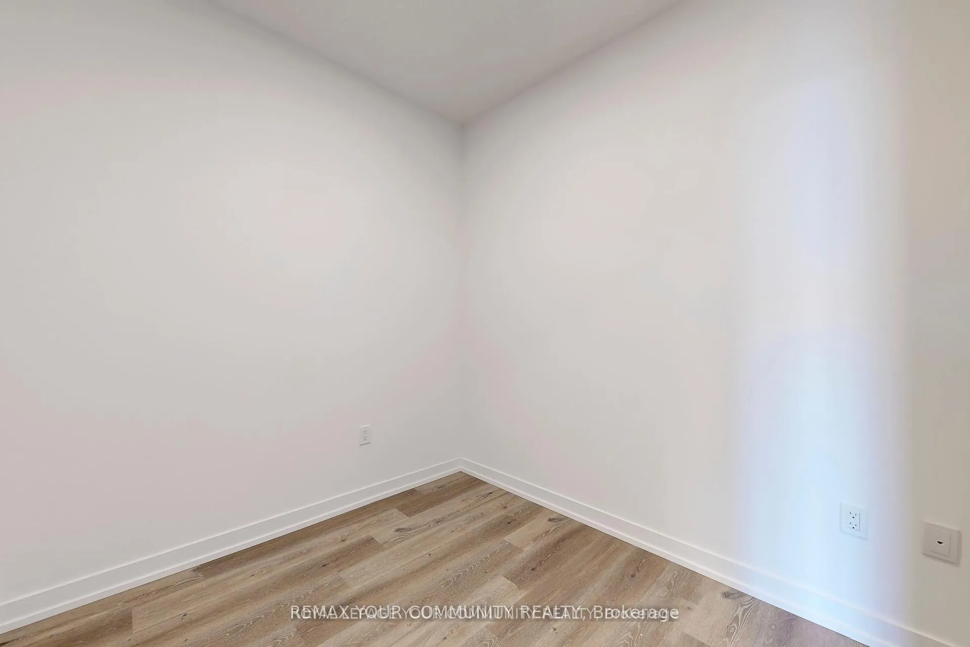 Photo 17 of Unit 2807, 225 Commerce Street, Vaughan, Vaughan Corporate Centre — HOMEH