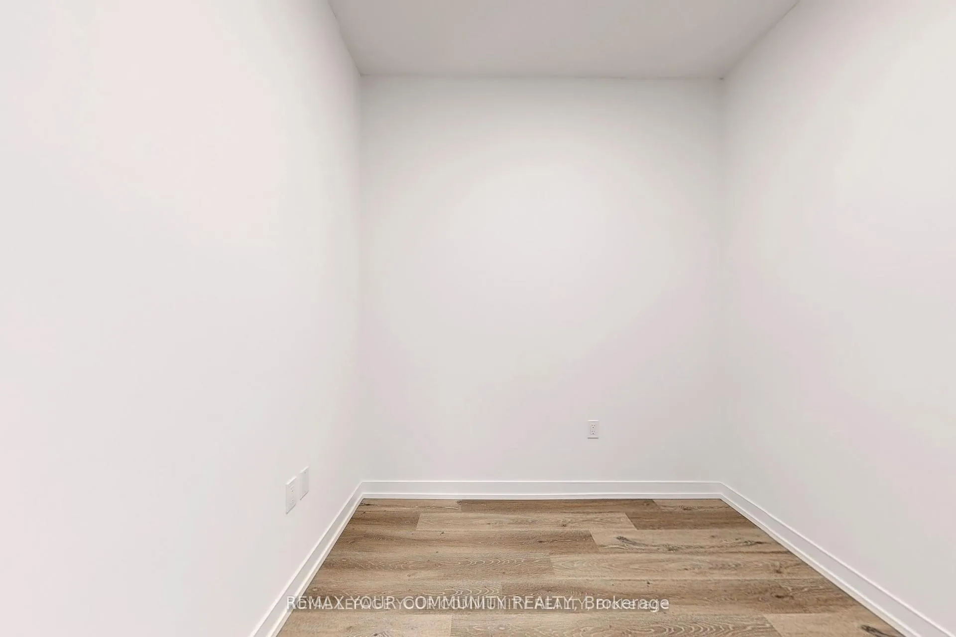 Photo 18 of Unit 2807, 225 Commerce Street, Vaughan, Vaughan Corporate Centre — HOMEH
