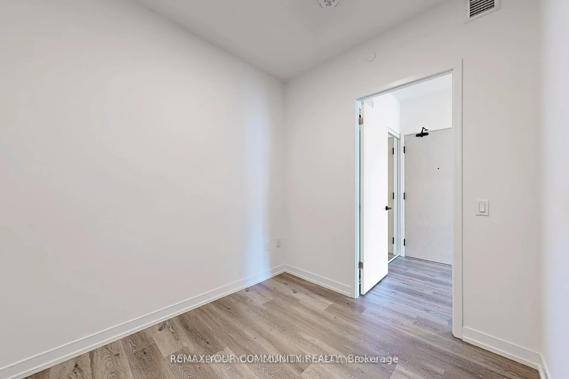 Photo 19 of Unit 2807, 225 Commerce Street, Vaughan, Vaughan Corporate Centre — HOMEH