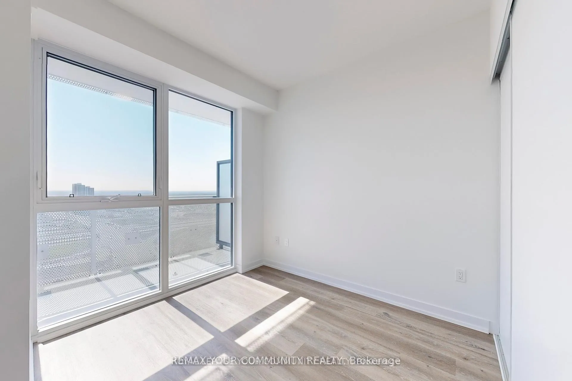 Photo 20 of Unit 2807, 225 Commerce Street, Vaughan, Vaughan Corporate Centre — HOMEH
