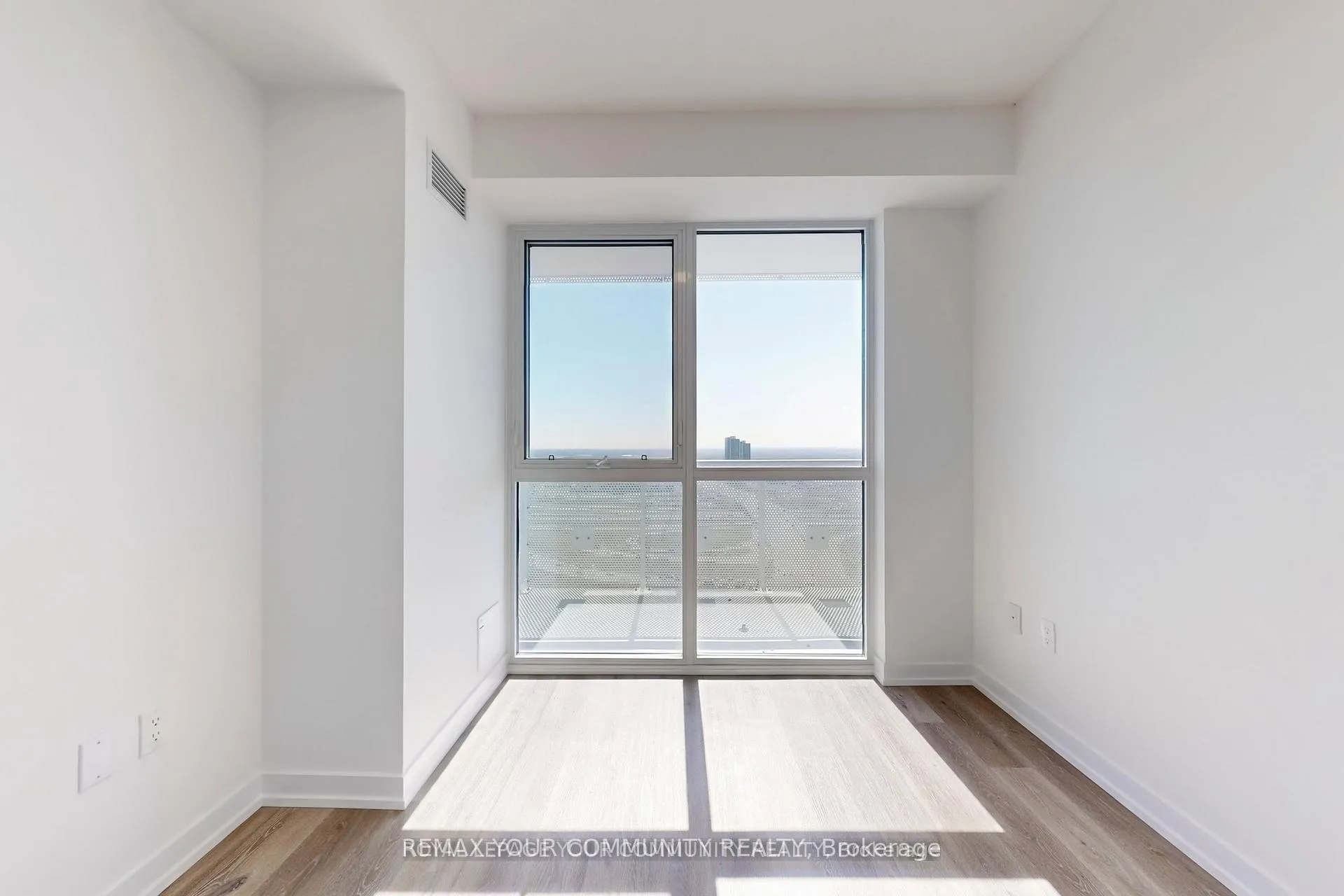 Photo 21 of Unit 2807, 225 Commerce Street, Vaughan, Vaughan Corporate Centre — HOMEH