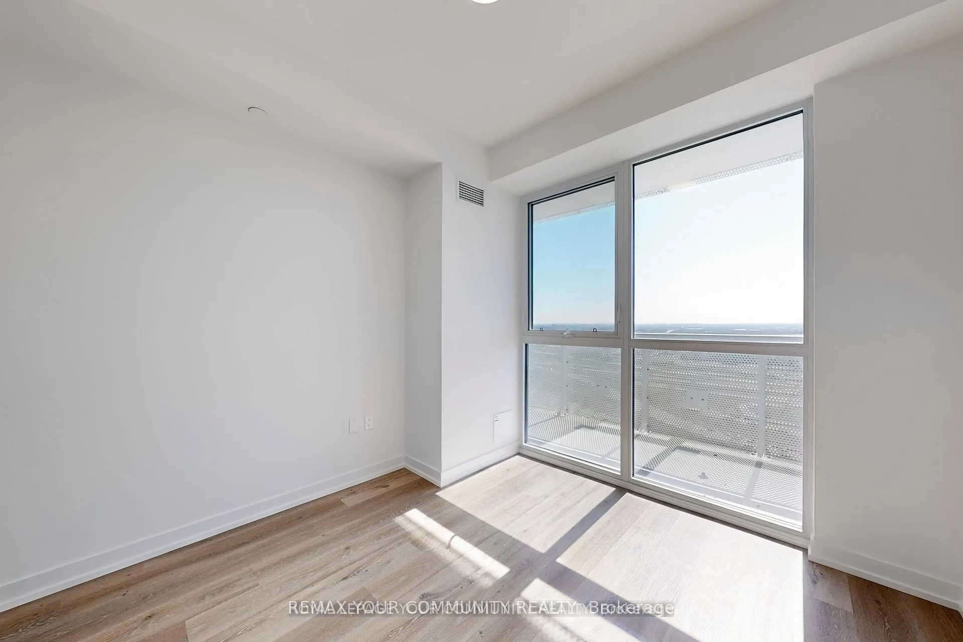 Photo 22 of Unit 2807, 225 Commerce Street, Vaughan, Vaughan Corporate Centre — HOMEH
