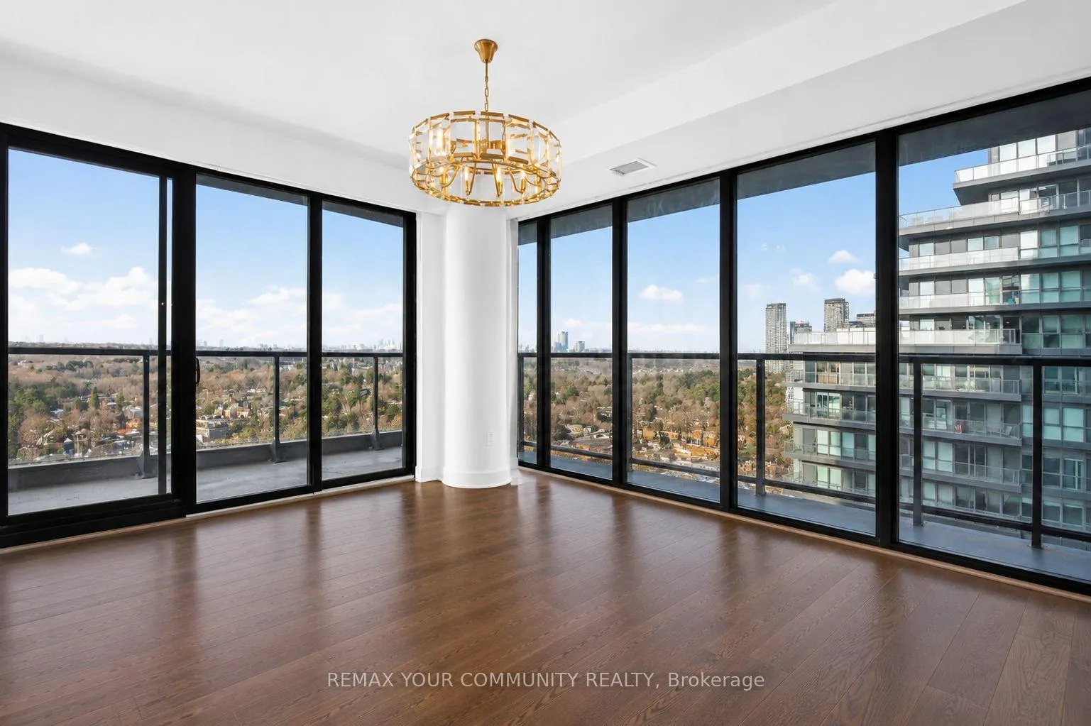 Photo 7 of Unit 1305, 33 Frederick Todd Way, Toronto, Thorncliffe Park — HOMEH