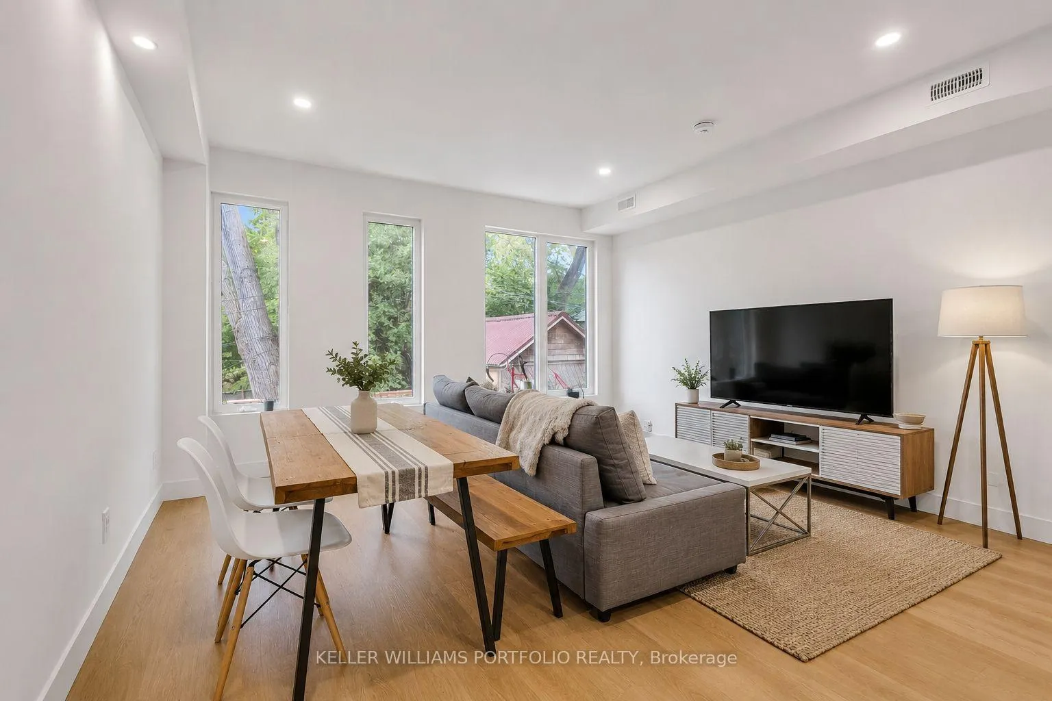Photo 8 of Unit Unit C, 49 Morningside Avenue, Toronto, High Park-Swansea — HOMEH