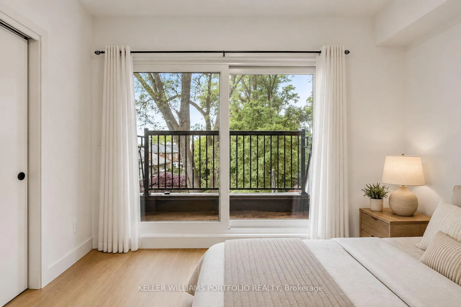 Photo 12 of Unit Unit C, 49 Morningside Avenue, Toronto, High Park-Swansea — HOMEH