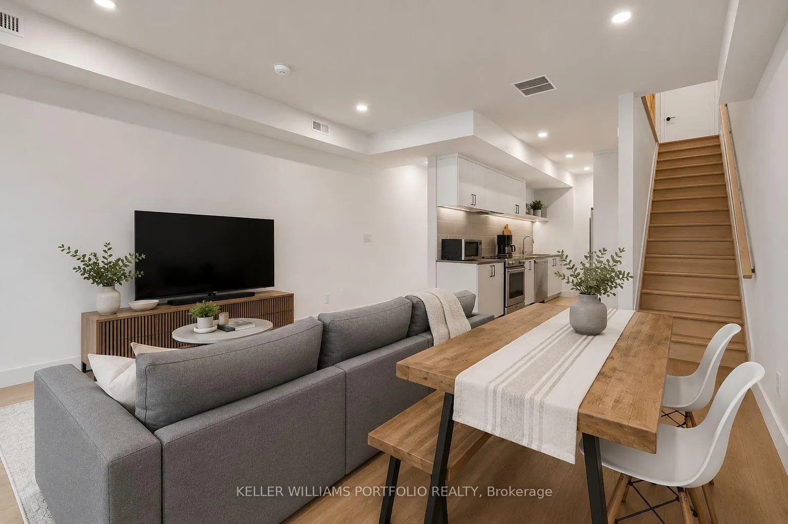 Photo 20 of Unit Unit C, 49 Morningside Avenue, Toronto, High Park-Swansea — HOMEH