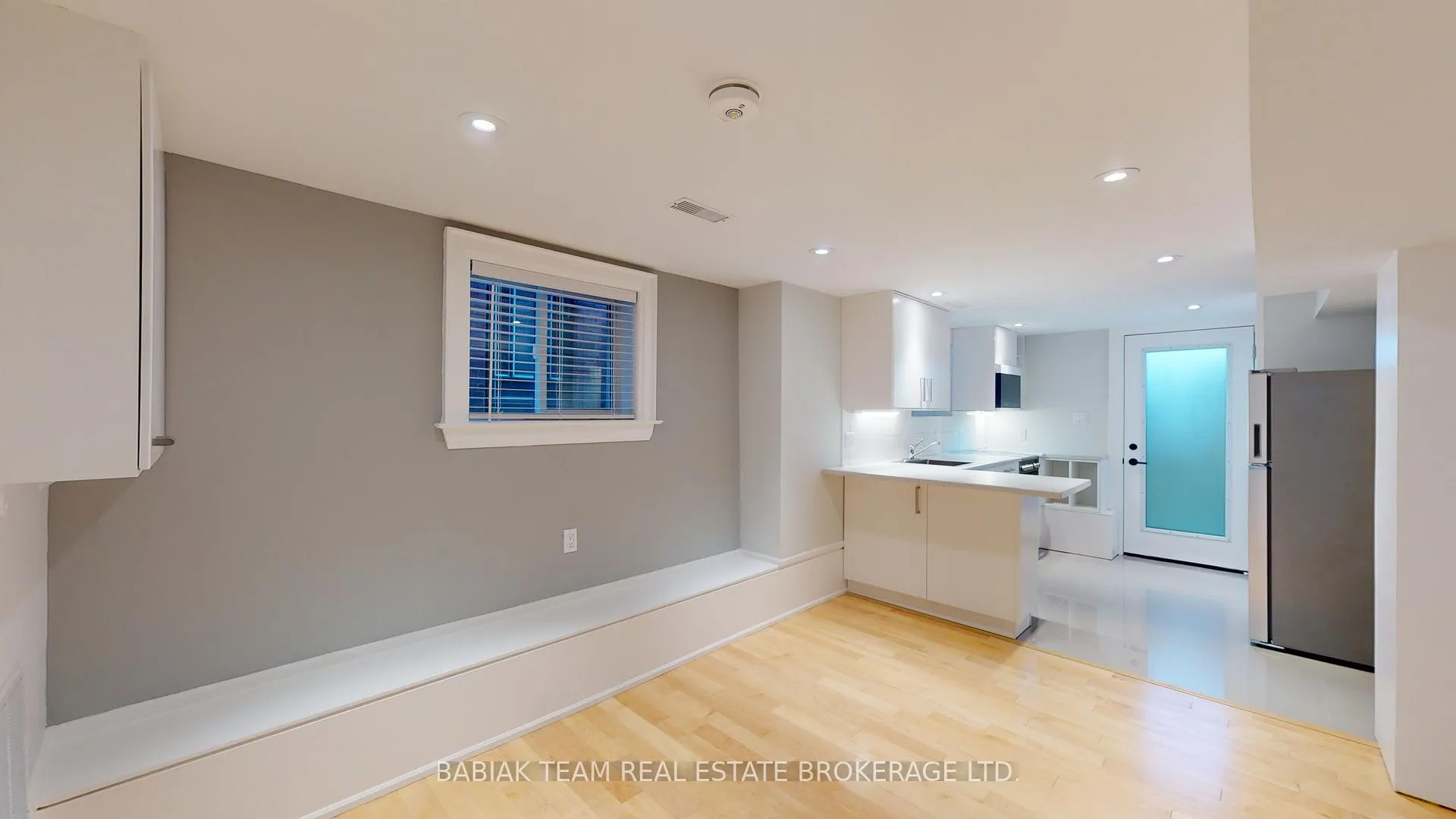 Photo 14 of Unit Lower, 1 Ostend Avenue, Toronto, High Park-Swansea — HOMEH