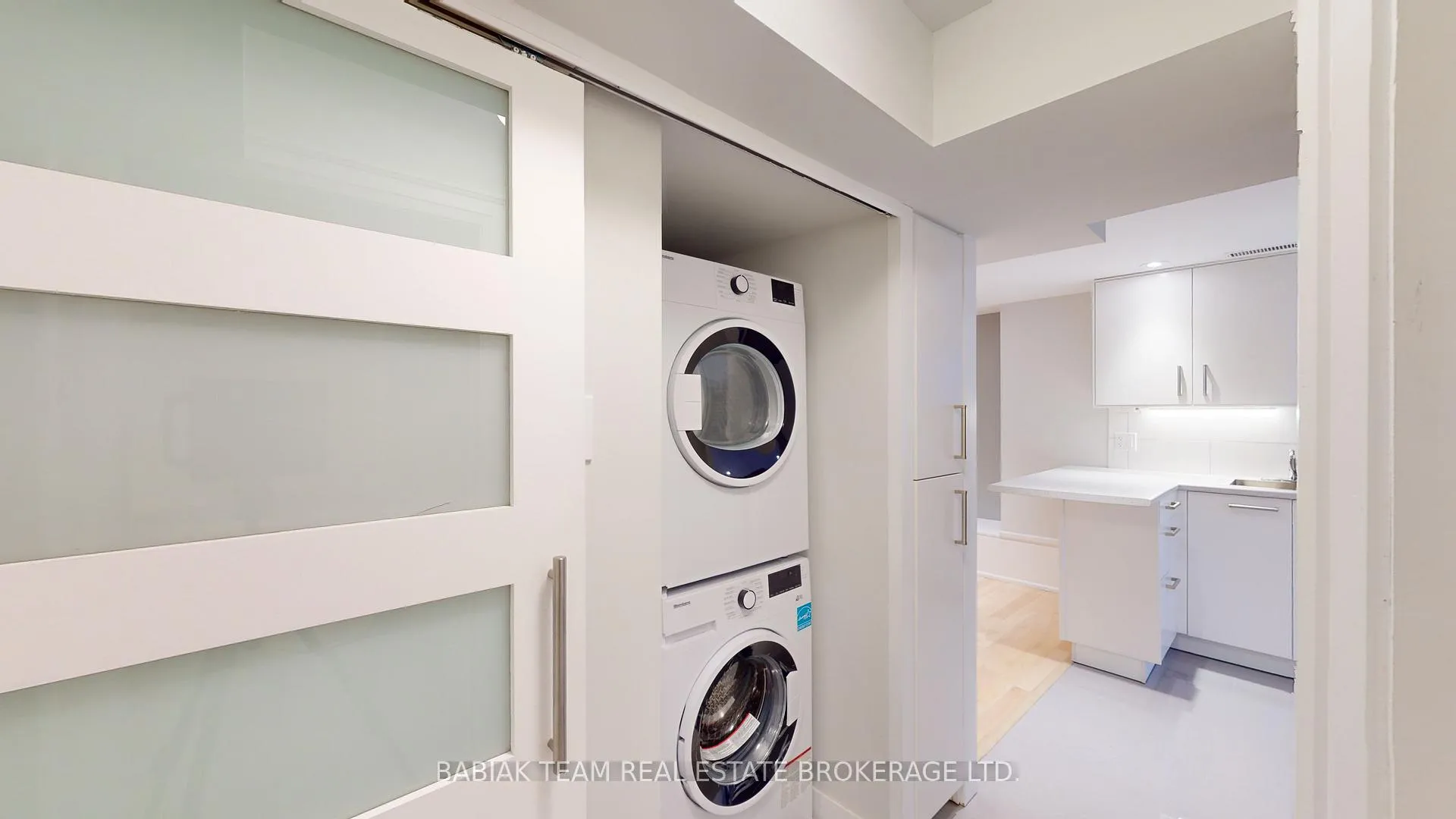 Photo 22 of Unit Lower, 1 Ostend Avenue, Toronto, High Park-Swansea — HOMEH