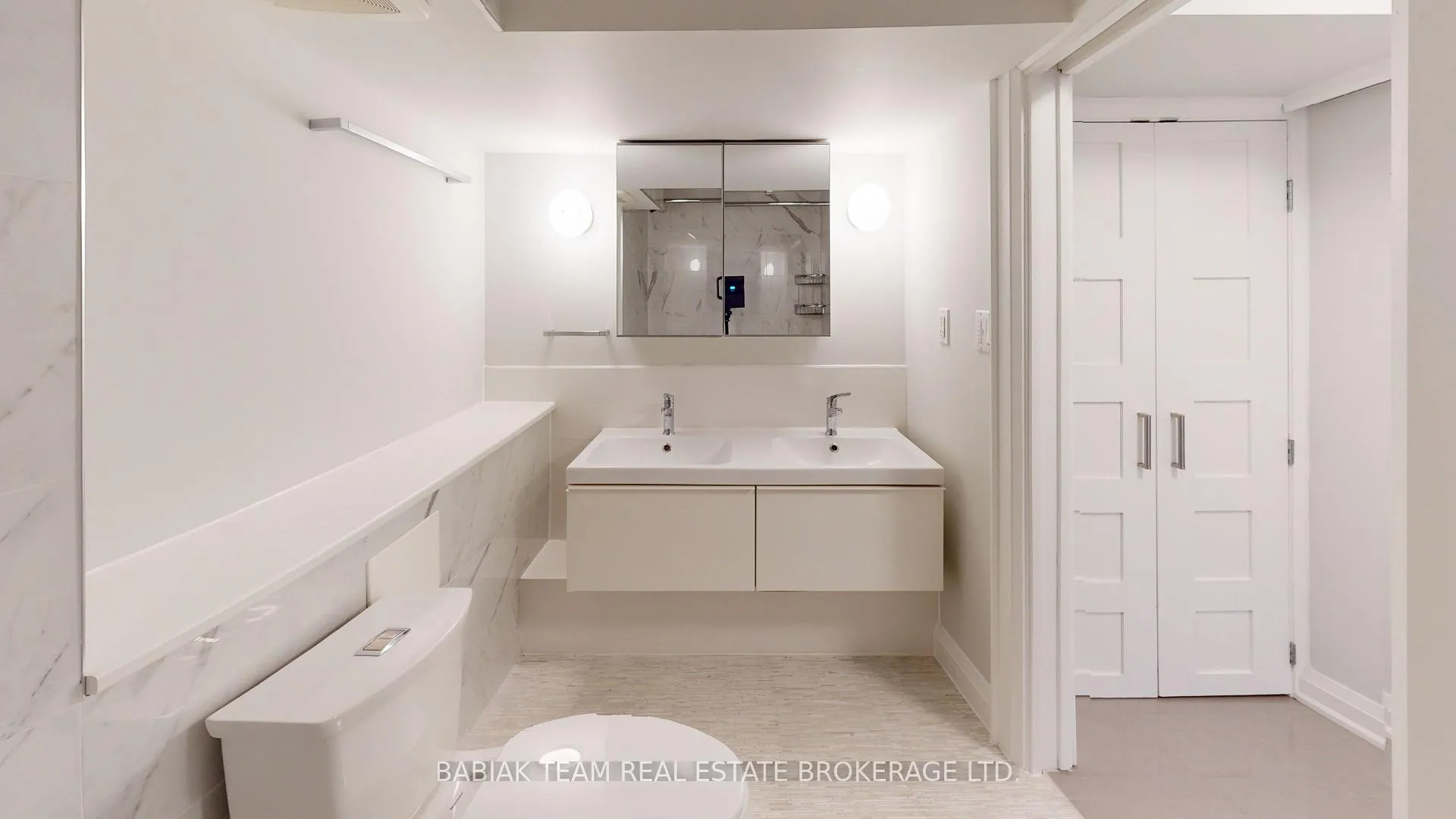 Photo 24 of Unit Lower, 1 Ostend Avenue, Toronto, High Park-Swansea — HOMEH