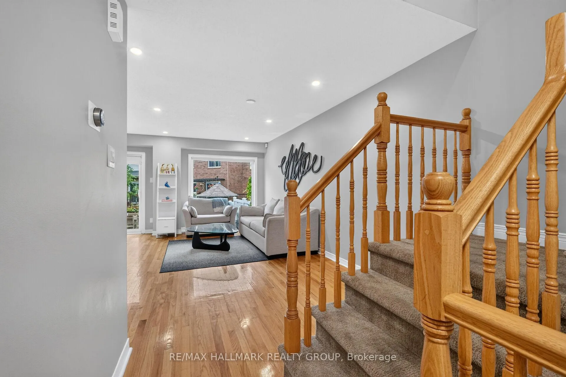 Photo 6 of 162 Dunbarton Court, Ottawa, Cardinal Glen — HOMEH