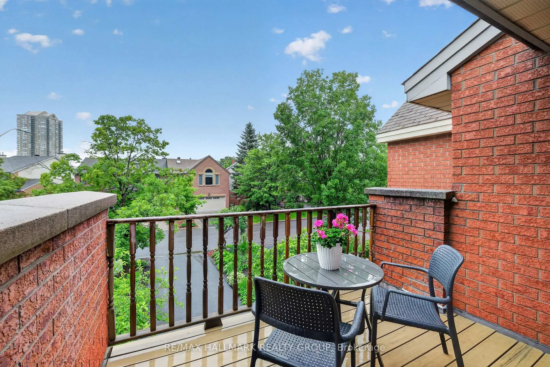 Photo 27 of 162 Dunbarton Court, Ottawa, Cardinal Glen — HOMEH