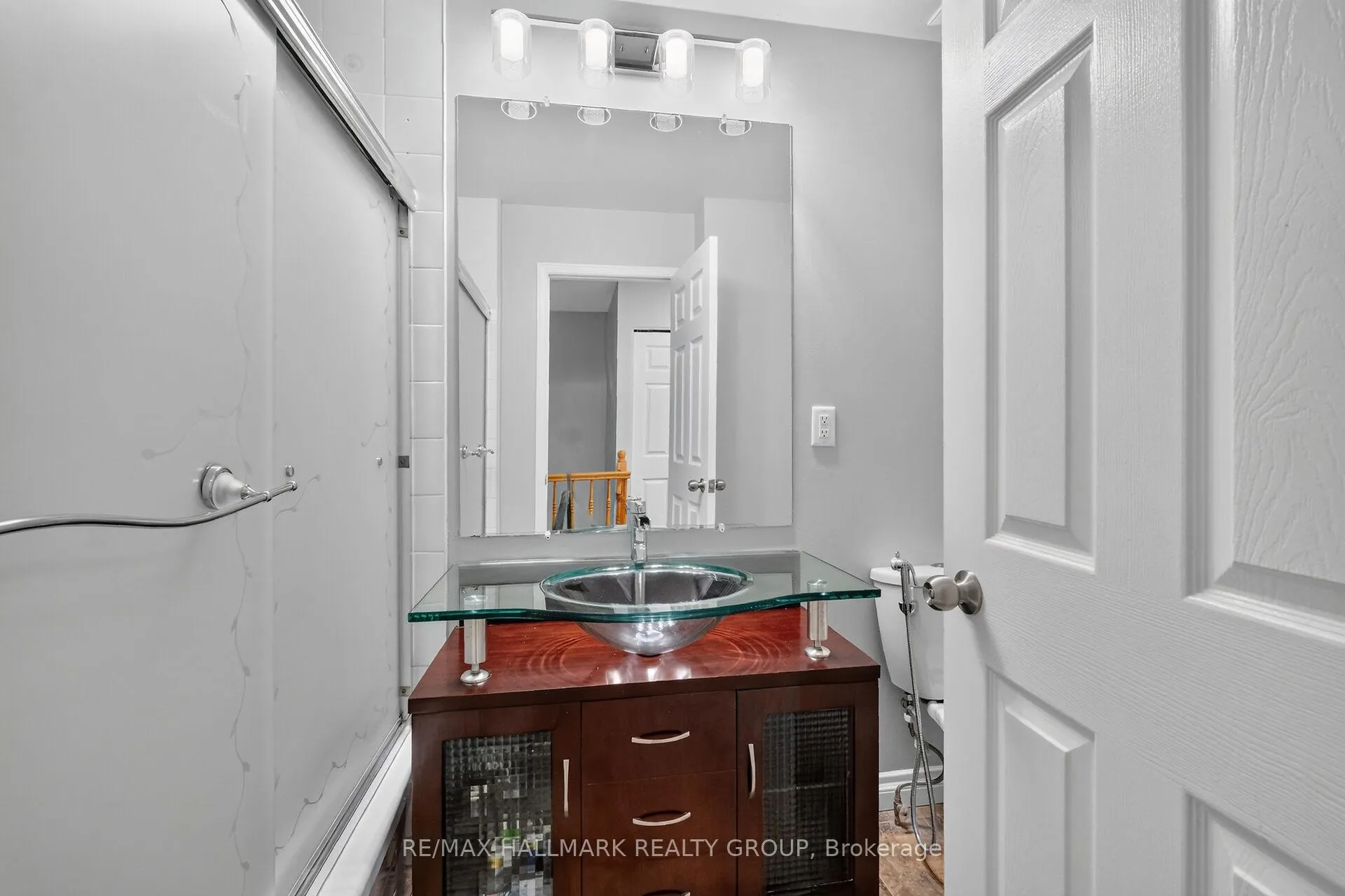 Photo 35 of 162 Dunbarton Court, Ottawa, Cardinal Glen — HOMEH