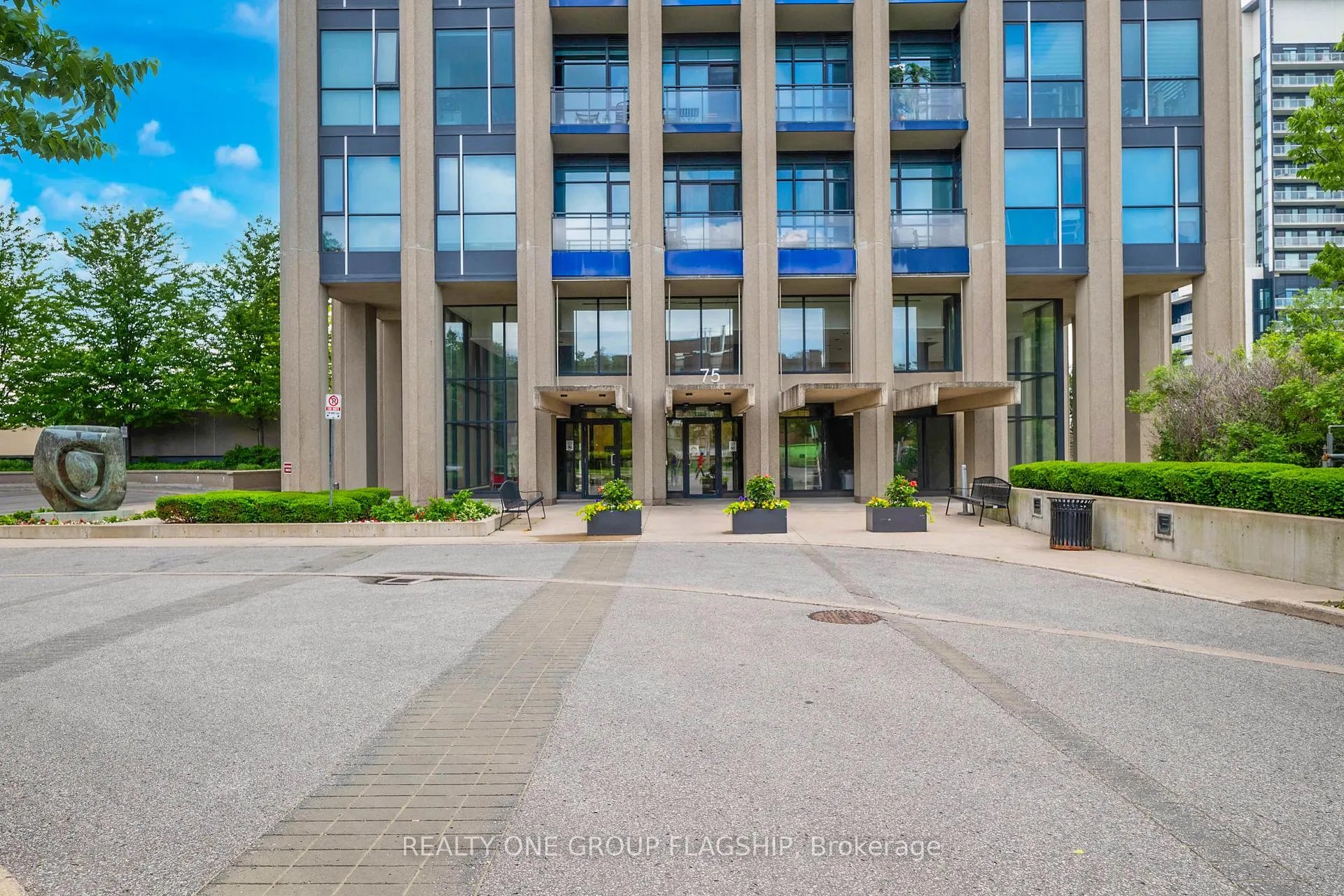 Photo 3 of Unit 103, 75 The Donway, North York, Banbury-Don Mills — HOMEH