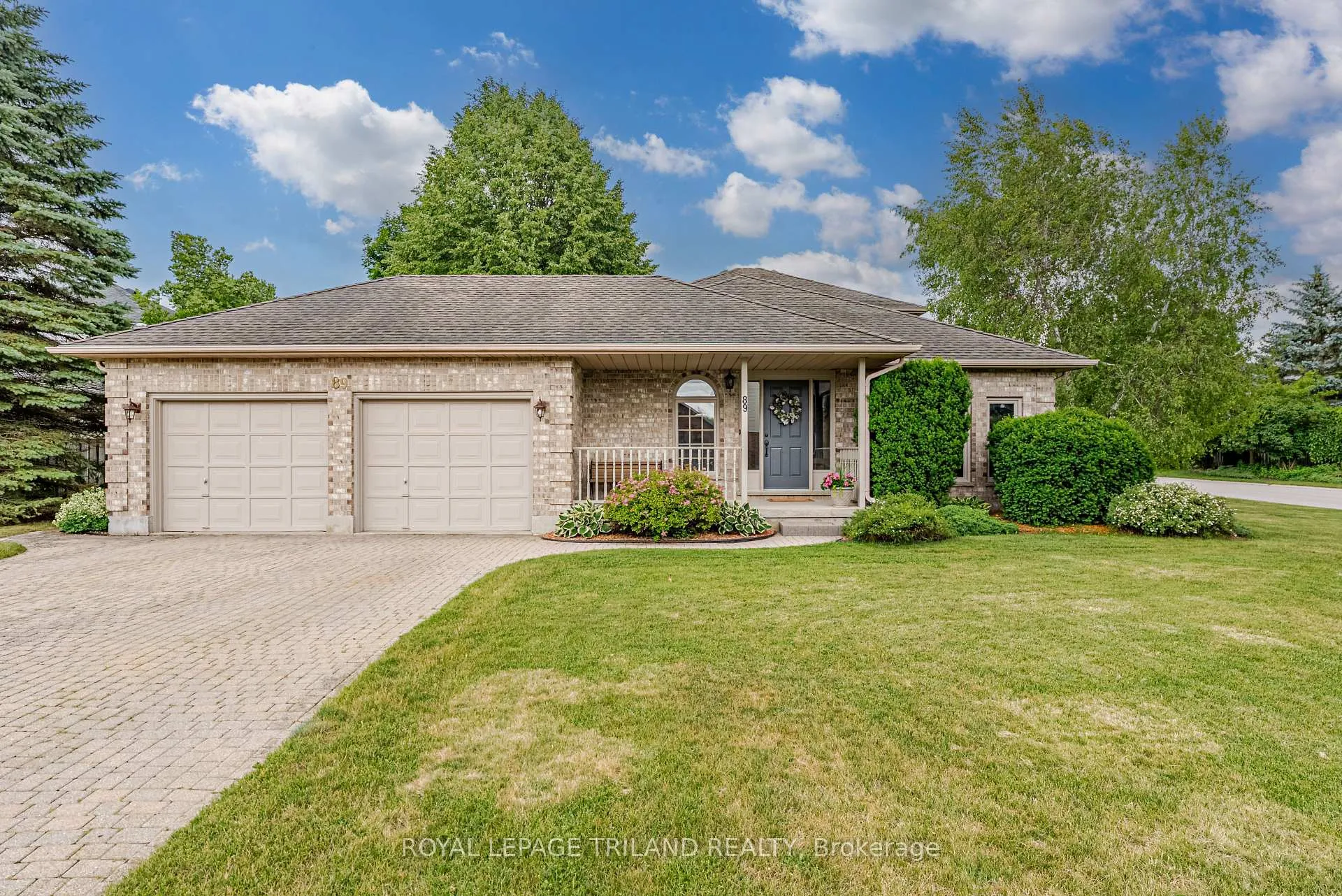 Photo 4 of 89 Parkview Drive, Thames Centre, Dorchester — HOMEH