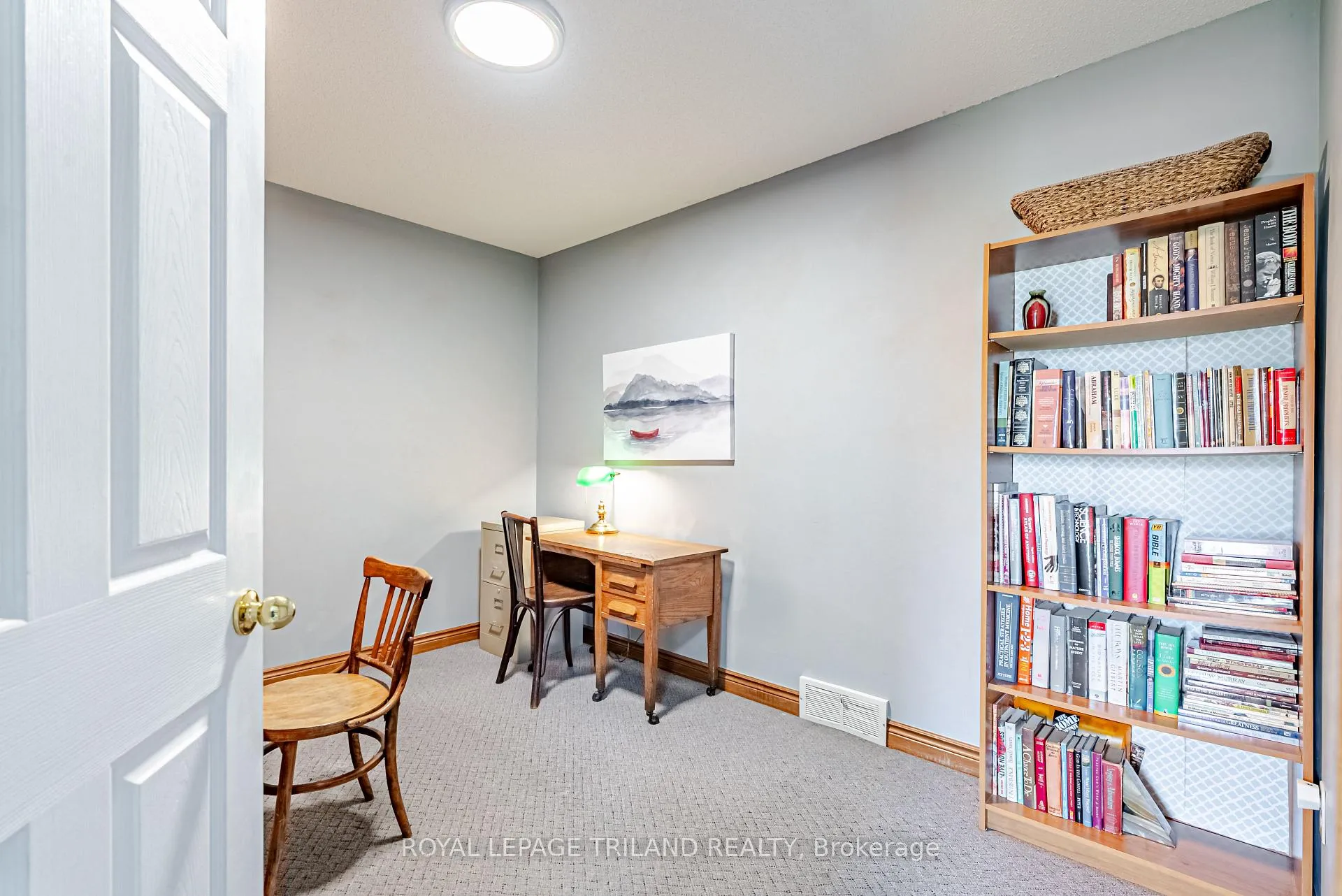 Photo 5 of 89 Parkview Drive, Thames Centre, Dorchester — HOMEH