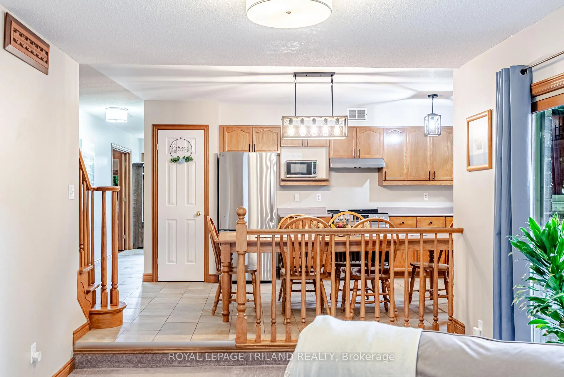 Photo 15 of 89 Parkview Drive, Thames Centre, Dorchester — HOMEH