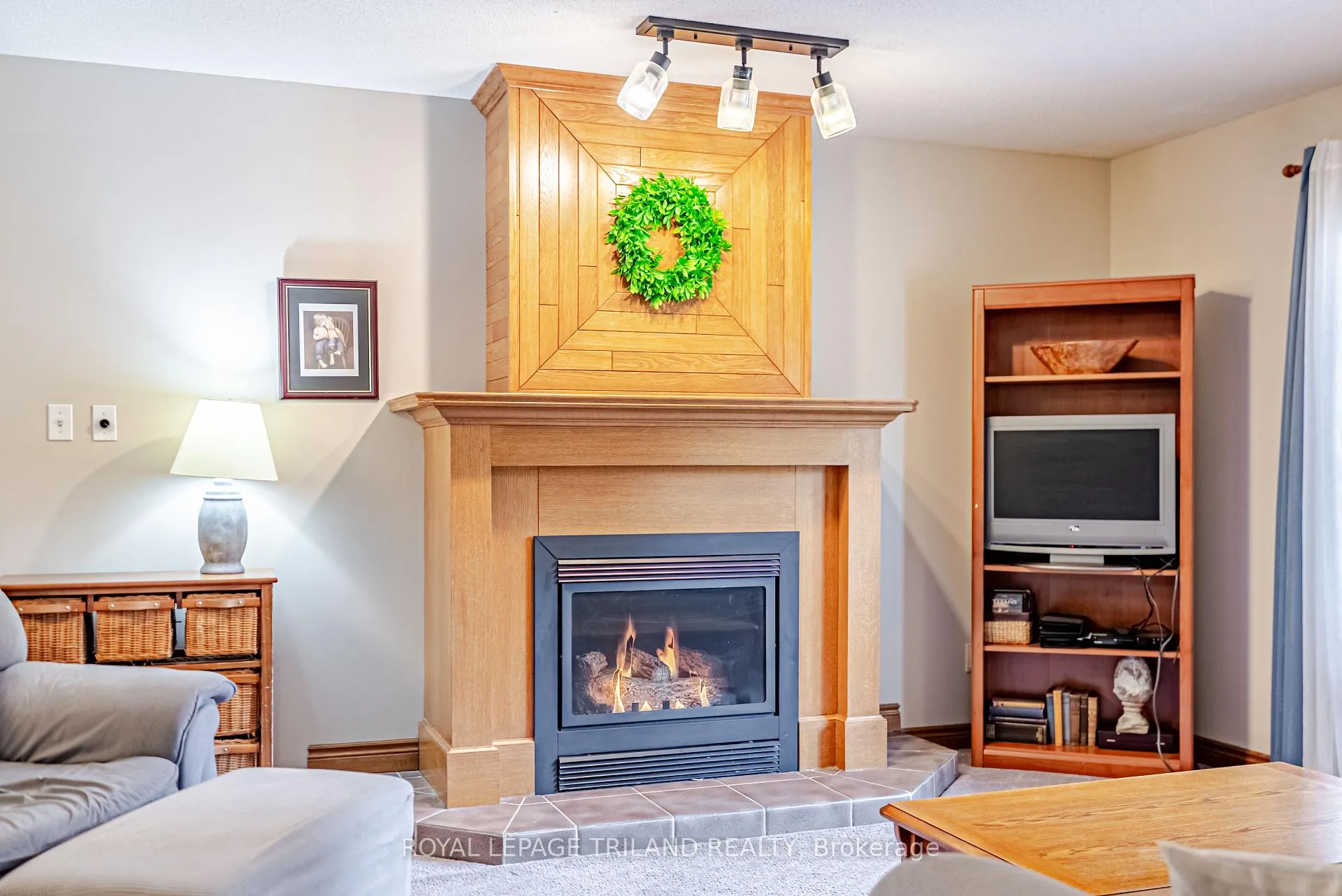Photo 19 of 89 Parkview Drive, Thames Centre, Dorchester — HOMEH