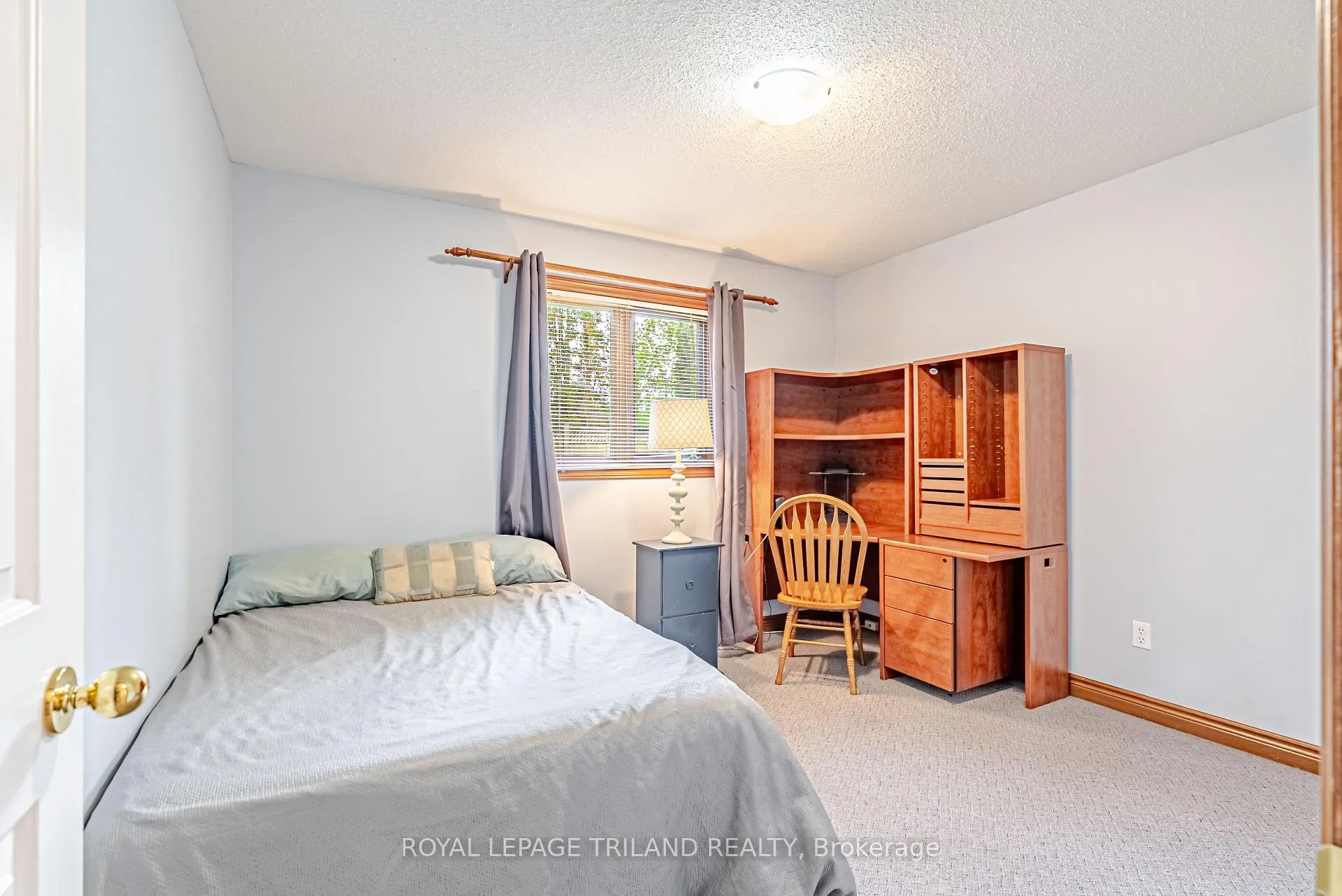 Photo 30 of 89 Parkview Drive, Thames Centre, Dorchester — HOMEH