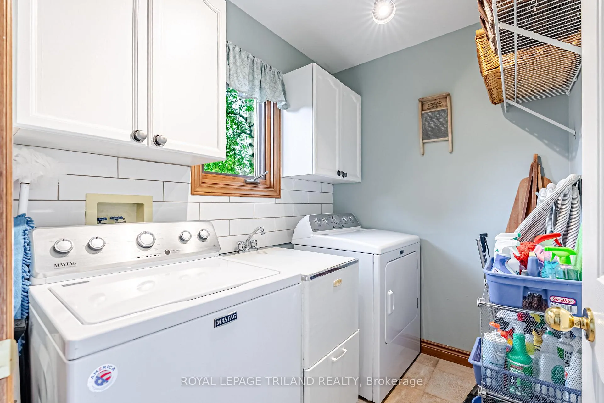 Photo 42 of 89 Parkview Drive, Thames Centre, Dorchester — HOMEH
