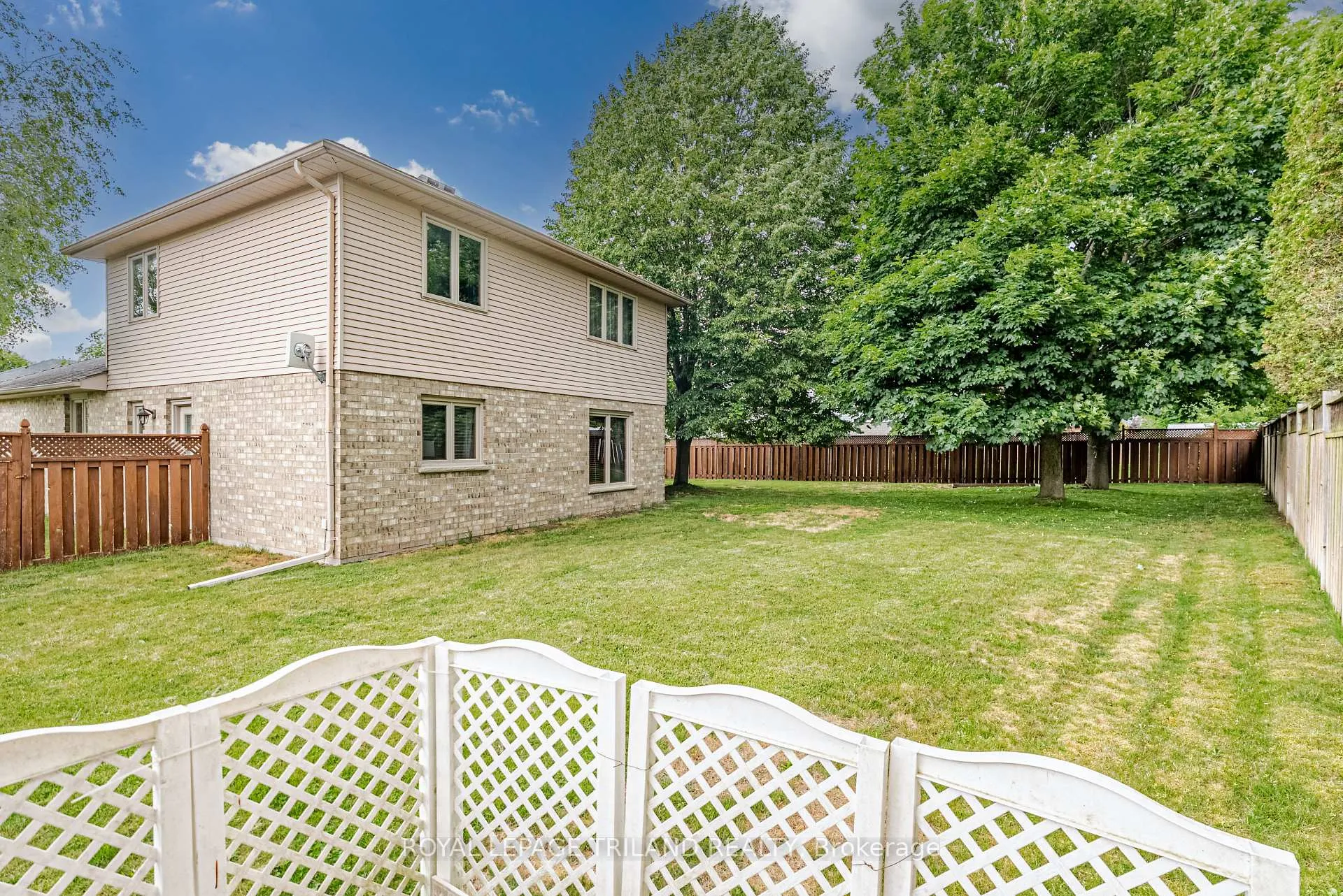 Photo 47 of 89 Parkview Drive, Thames Centre, Dorchester — HOMEH