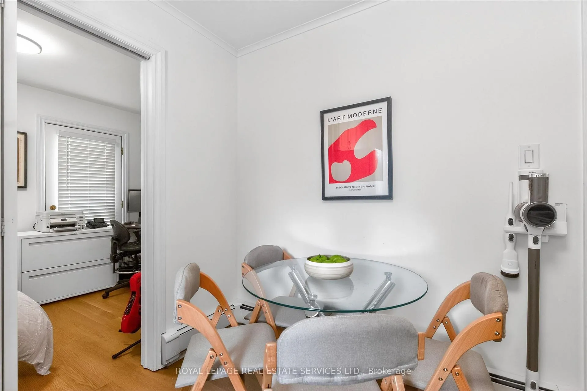 Photo 21 of 25 Lorindale Avenue, Toronto, Lawrence Park North — HOMEH