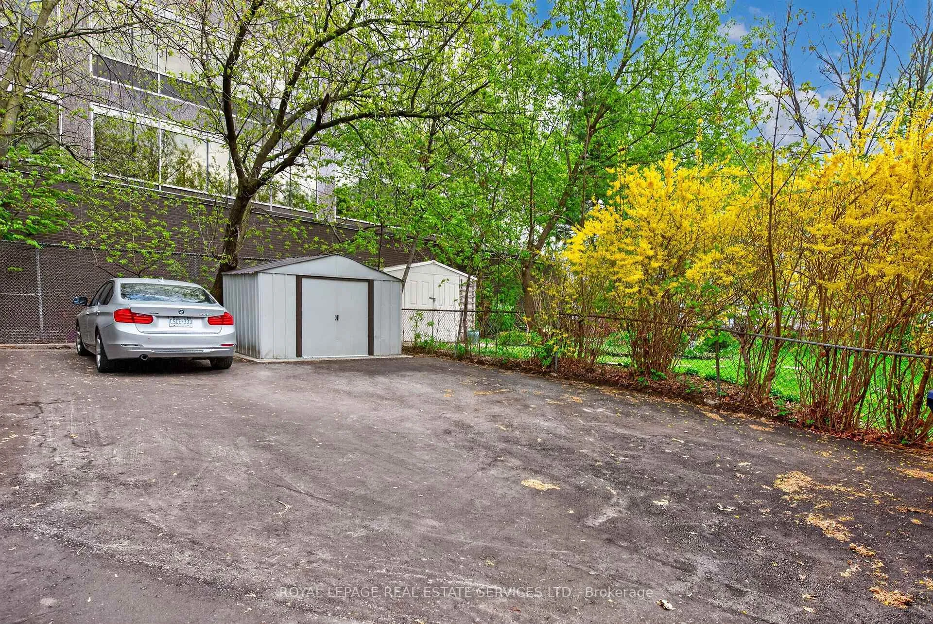 Photo 38 of 25 Lorindale Avenue, Toronto, Lawrence Park North — HOMEH