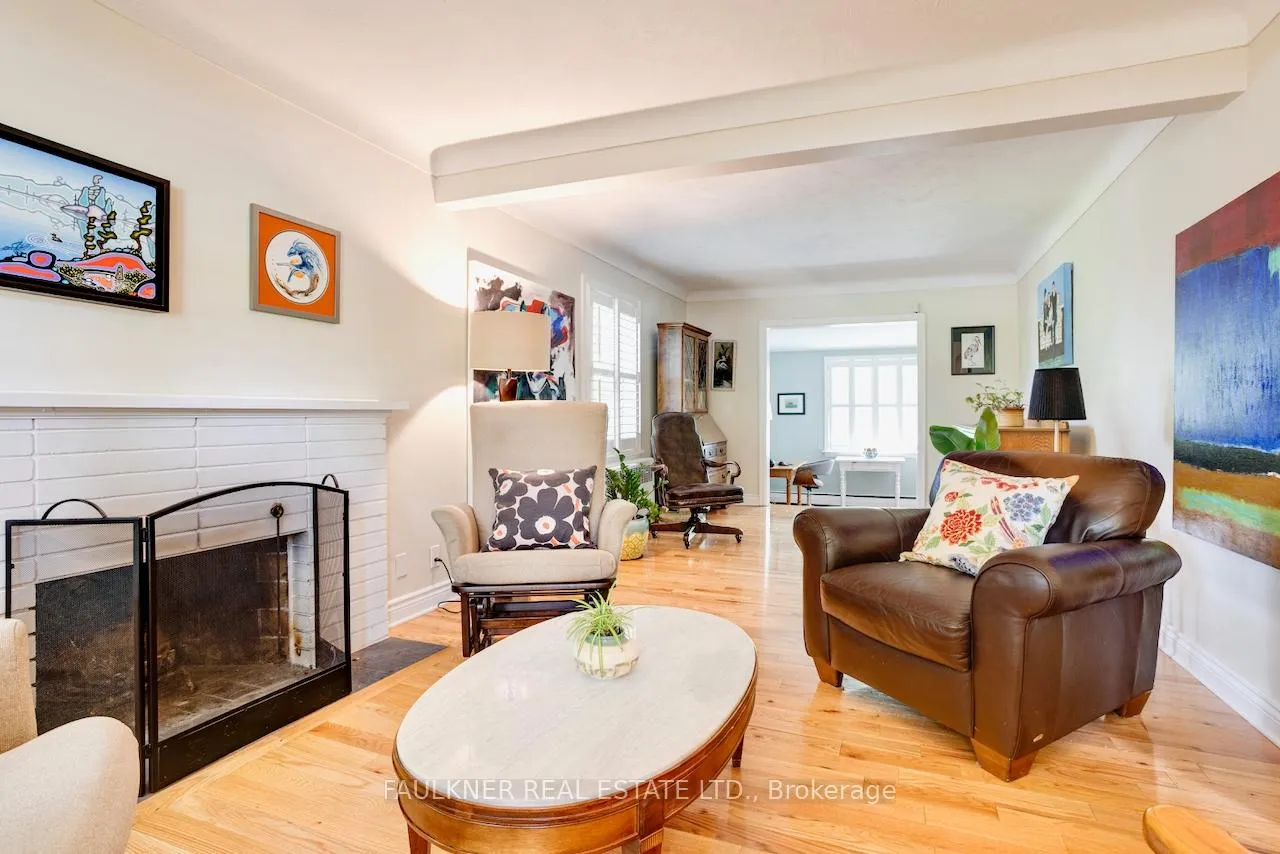 Photo 3 of 2248 Mcquaig Street, Ottawa, Alta Vista — HOMEH