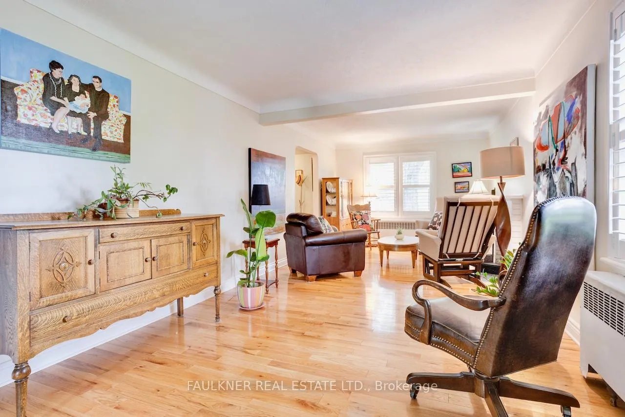 Photo 4 of 2248 Mcquaig Street, Ottawa, Alta Vista — HOMEH