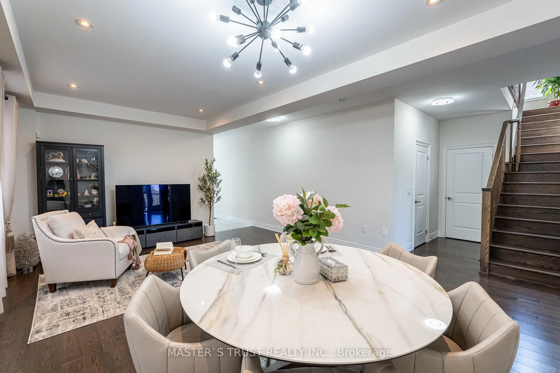 Photo 13 of 2497 Florentine Place, Pickering, Rural Pickering — HOMEH