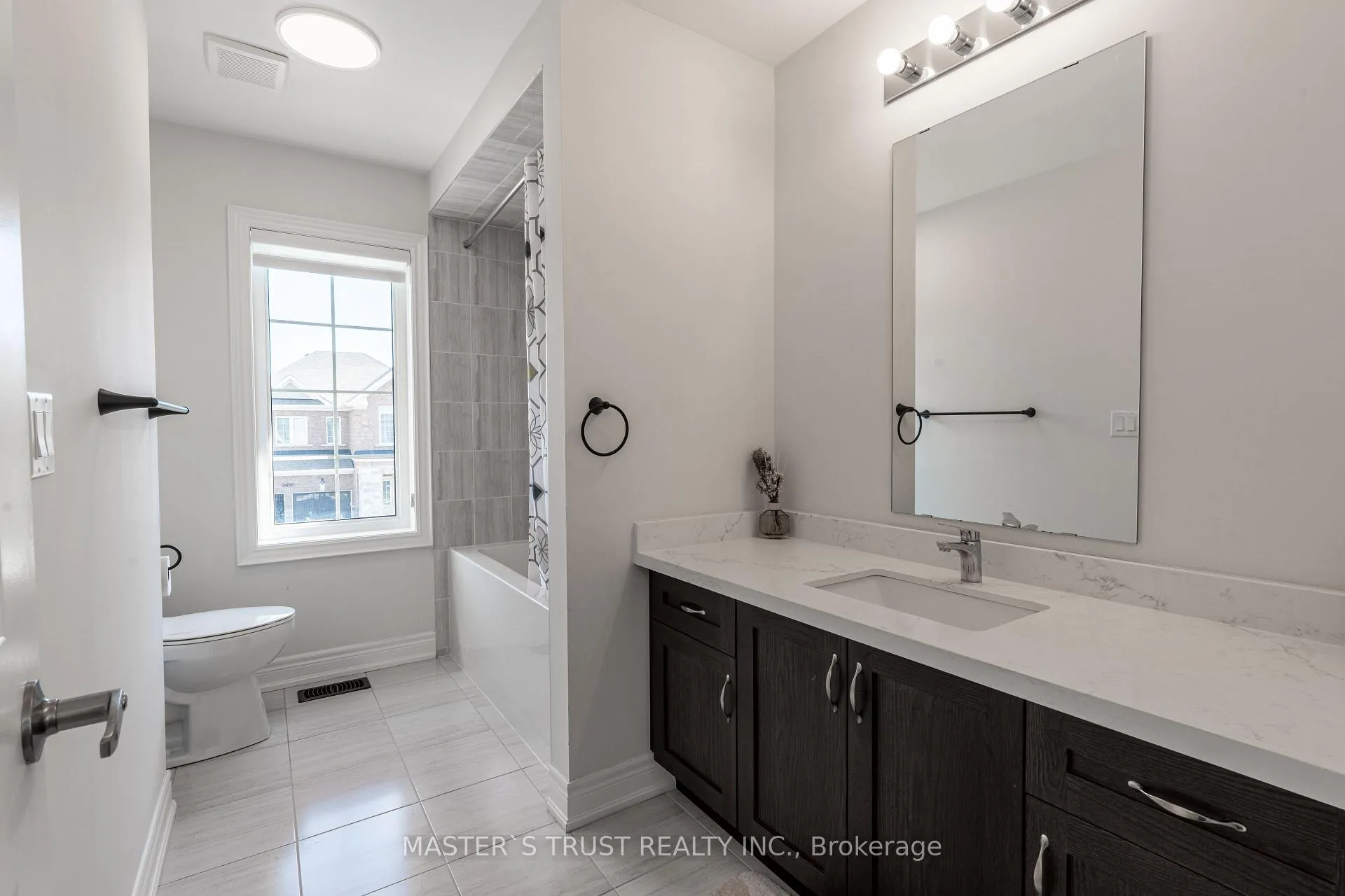 Photo 37 of 2497 Florentine Place, Pickering, Rural Pickering — HOMEH