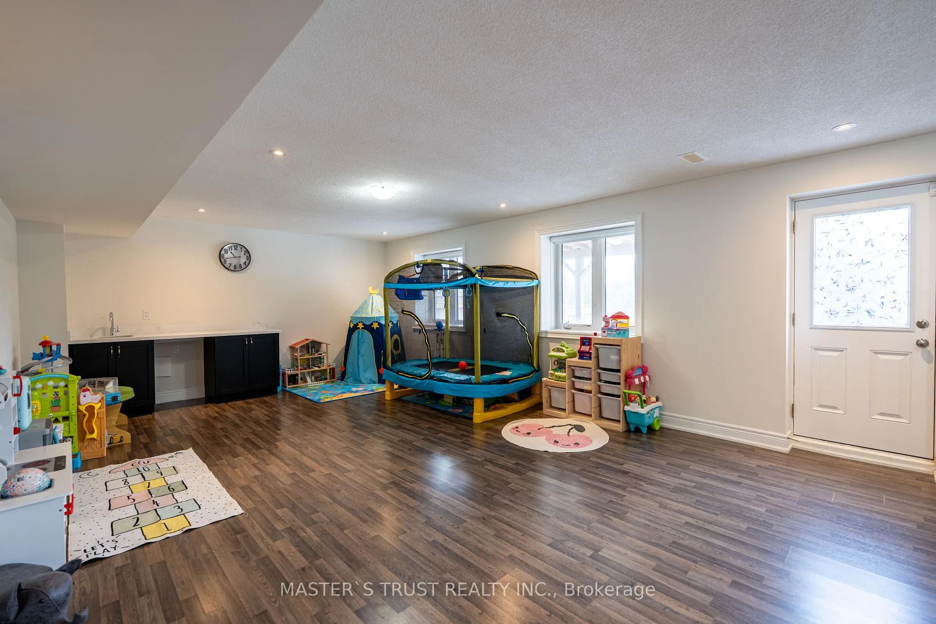 Photo 42 of 2497 Florentine Place, Pickering, Rural Pickering — HOMEH