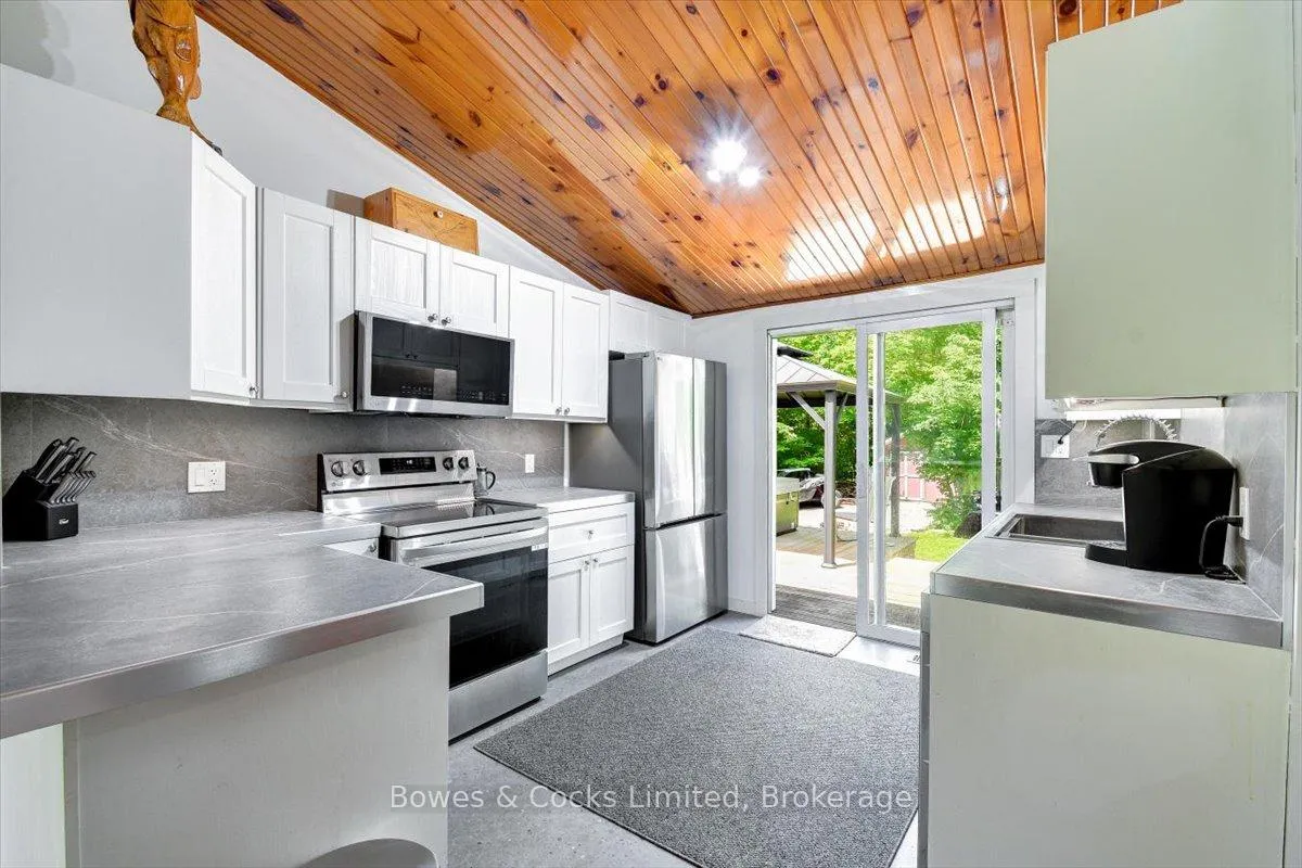 Photo 14 of 10 Birch Terrace, Peterborough, South — HOMEH