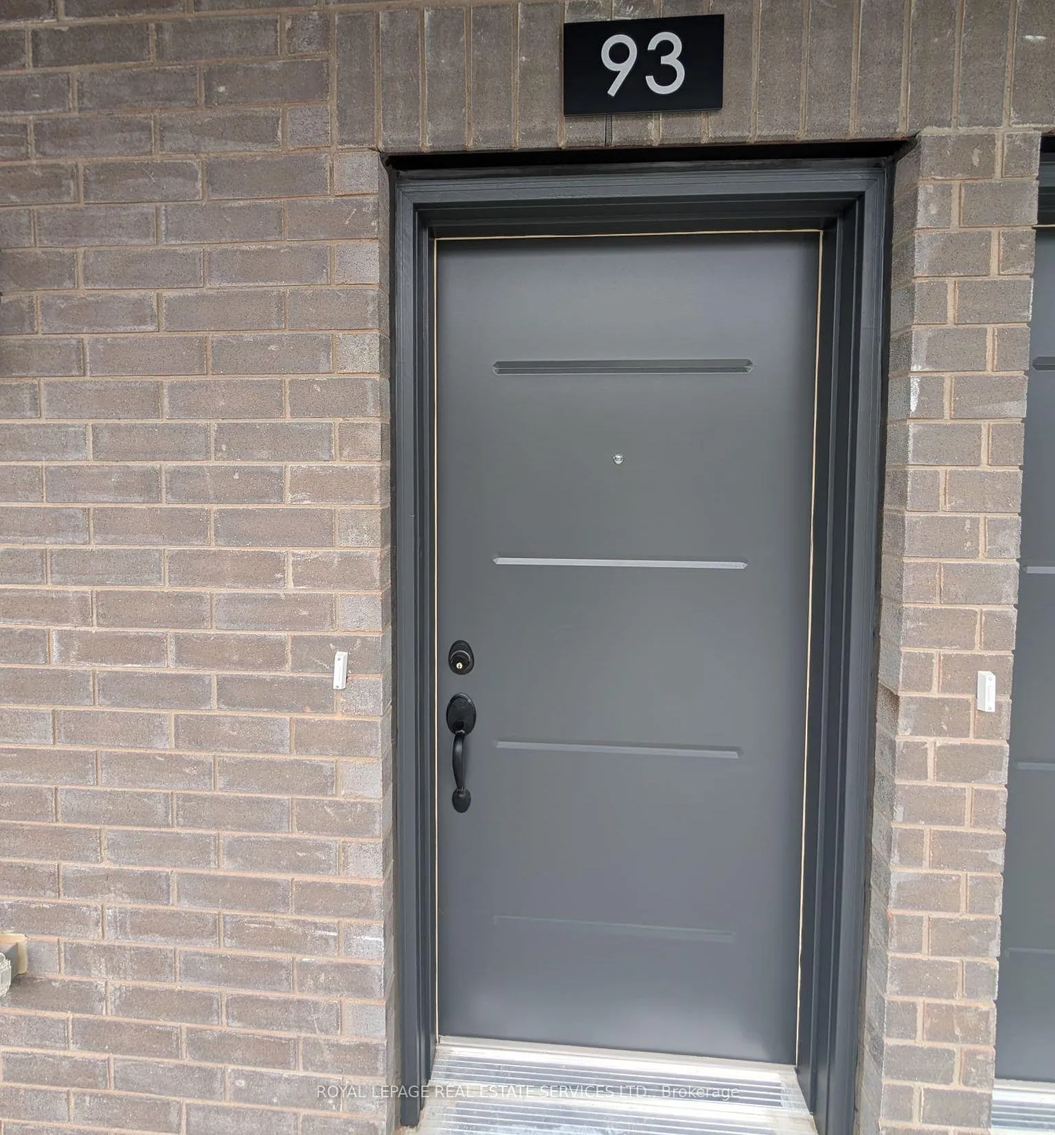 Photo 4 of Unit 93, 42 Lowes Road W, Guelph, Clairfields/Hanlon Business Park — HOMEH
